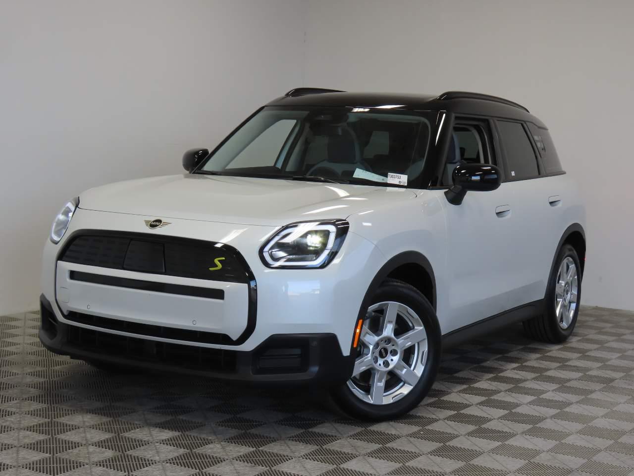 2025 MINI Countryman SE ALL4's photo