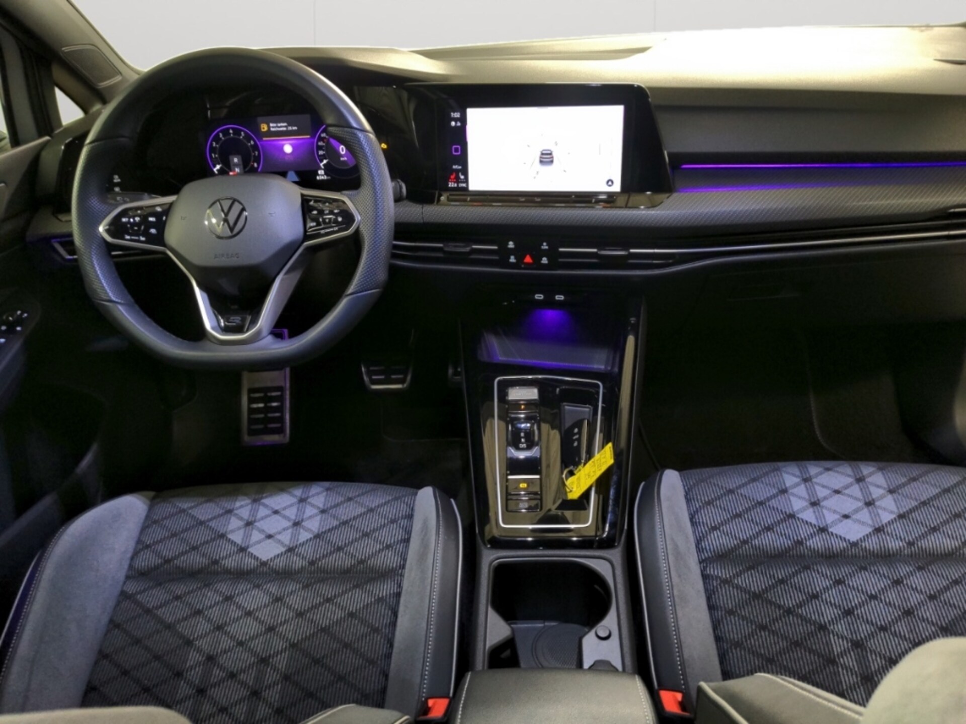 Volkswagen Golf R-Line
