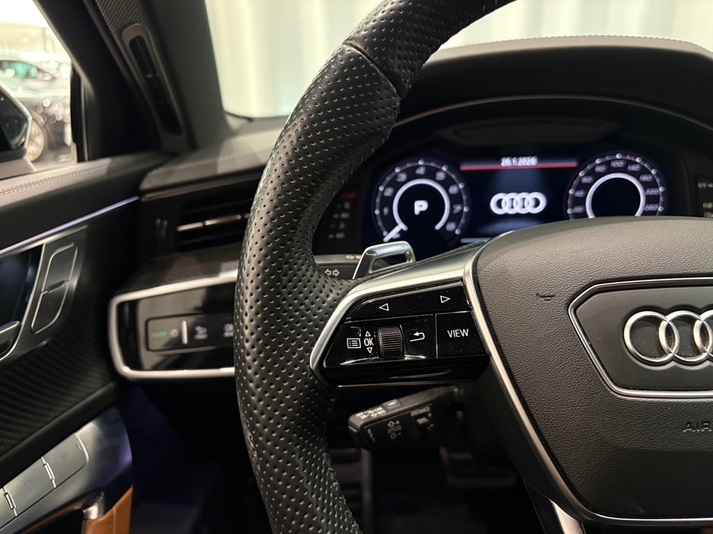 Bild som visar Audi RS 6 Avant RS 6 Avant 600 hk tiptronic - för mer information kontakta din Audi Partner