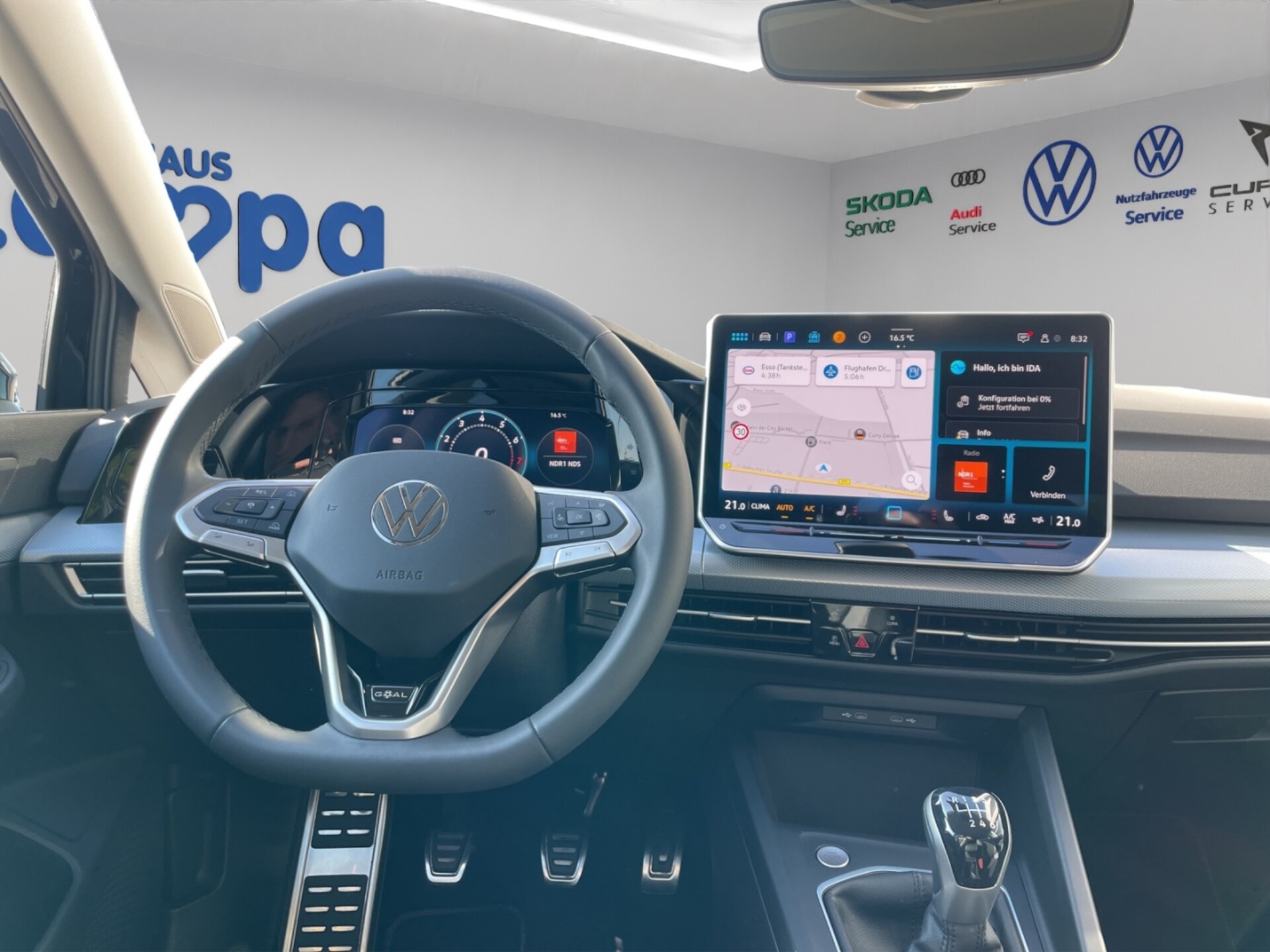 Volkswagen Golf Life