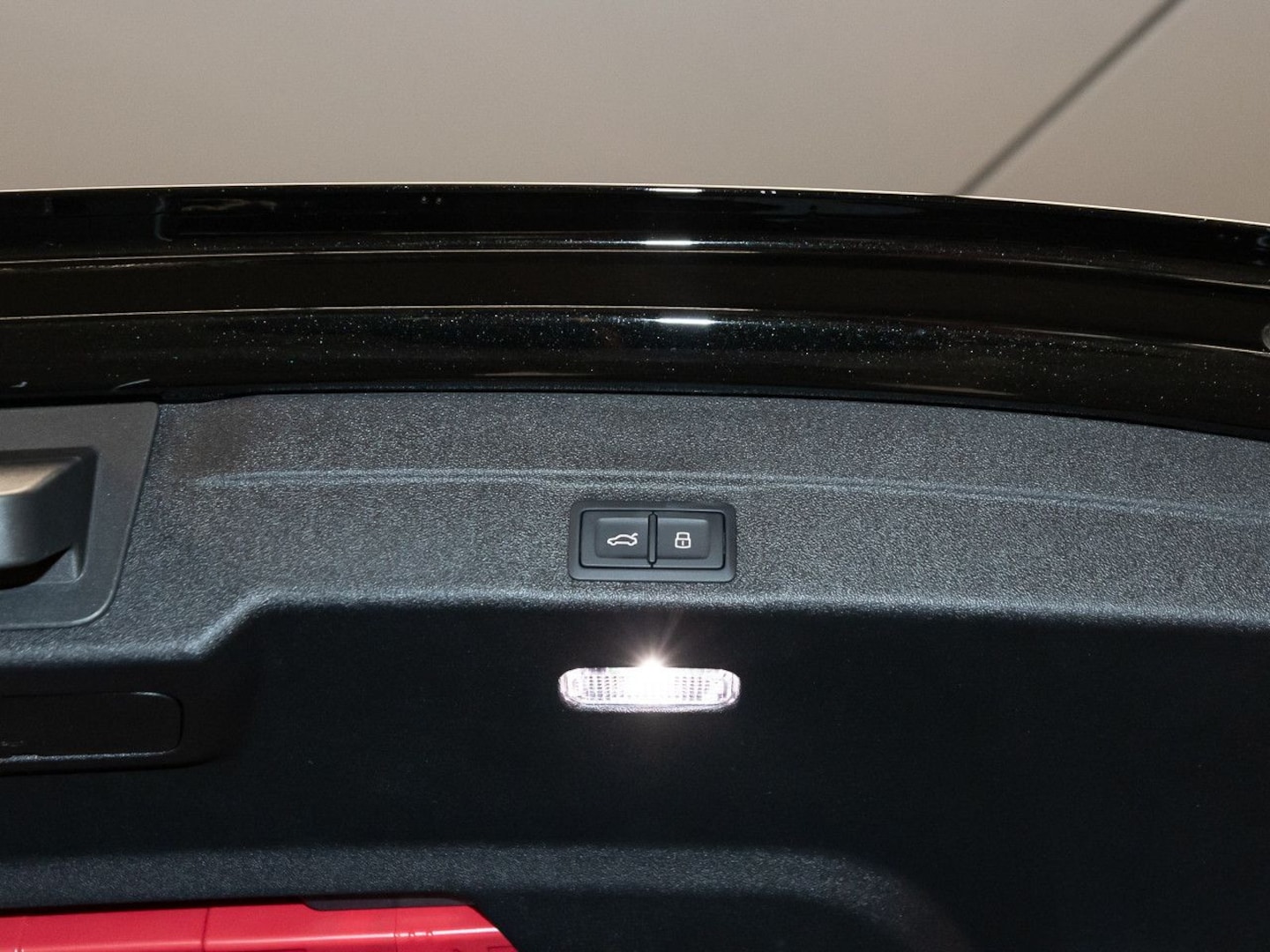 Bild über Audi A5 Avant TFSI quattro S tronic - für weitere Informationen kontaktieren Sie den Audi Partner