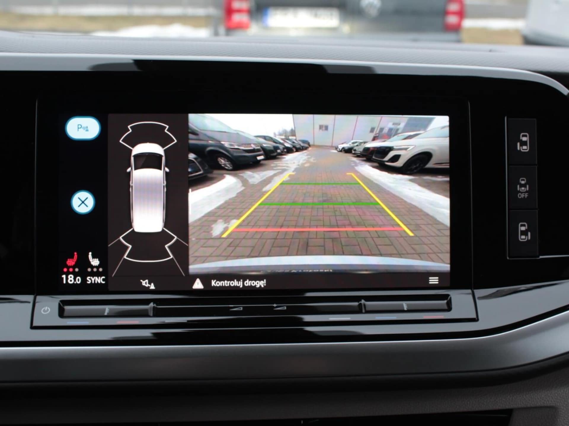 Volkswagen Multivan długi rozstaw osi Life