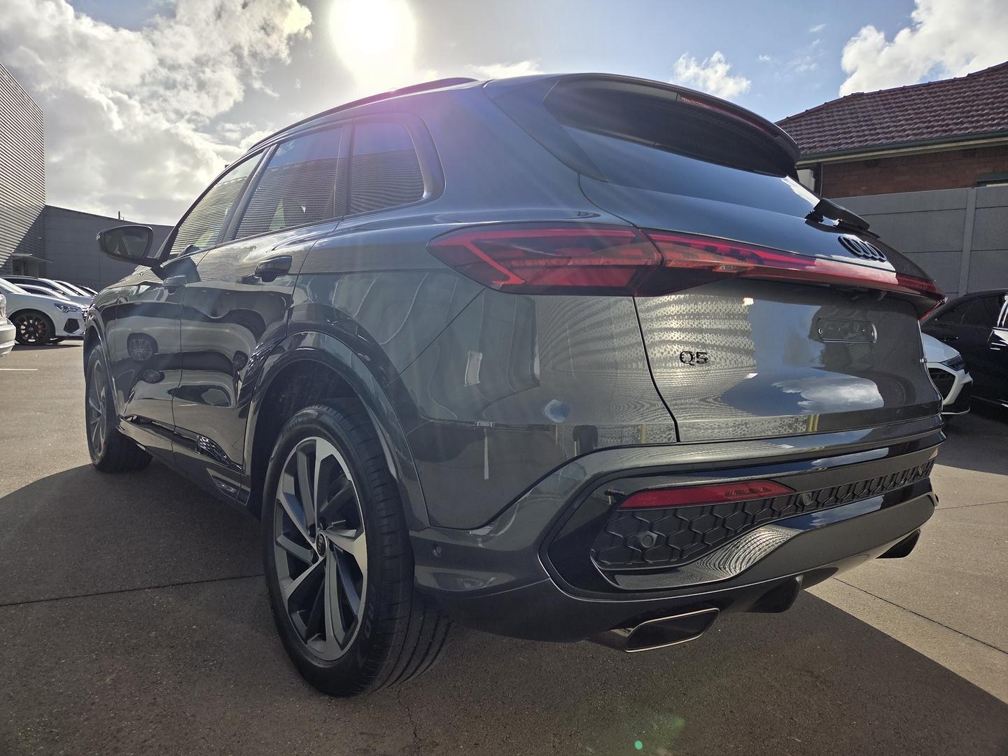 Image about Audi Q5 SUV TFSI quattro 200 kW sport