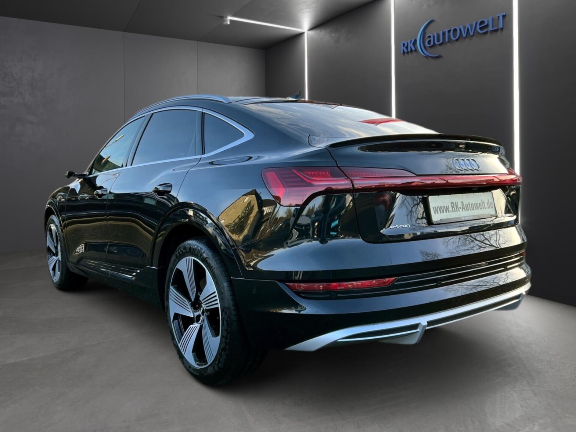 Audi e-tron Sportback S line