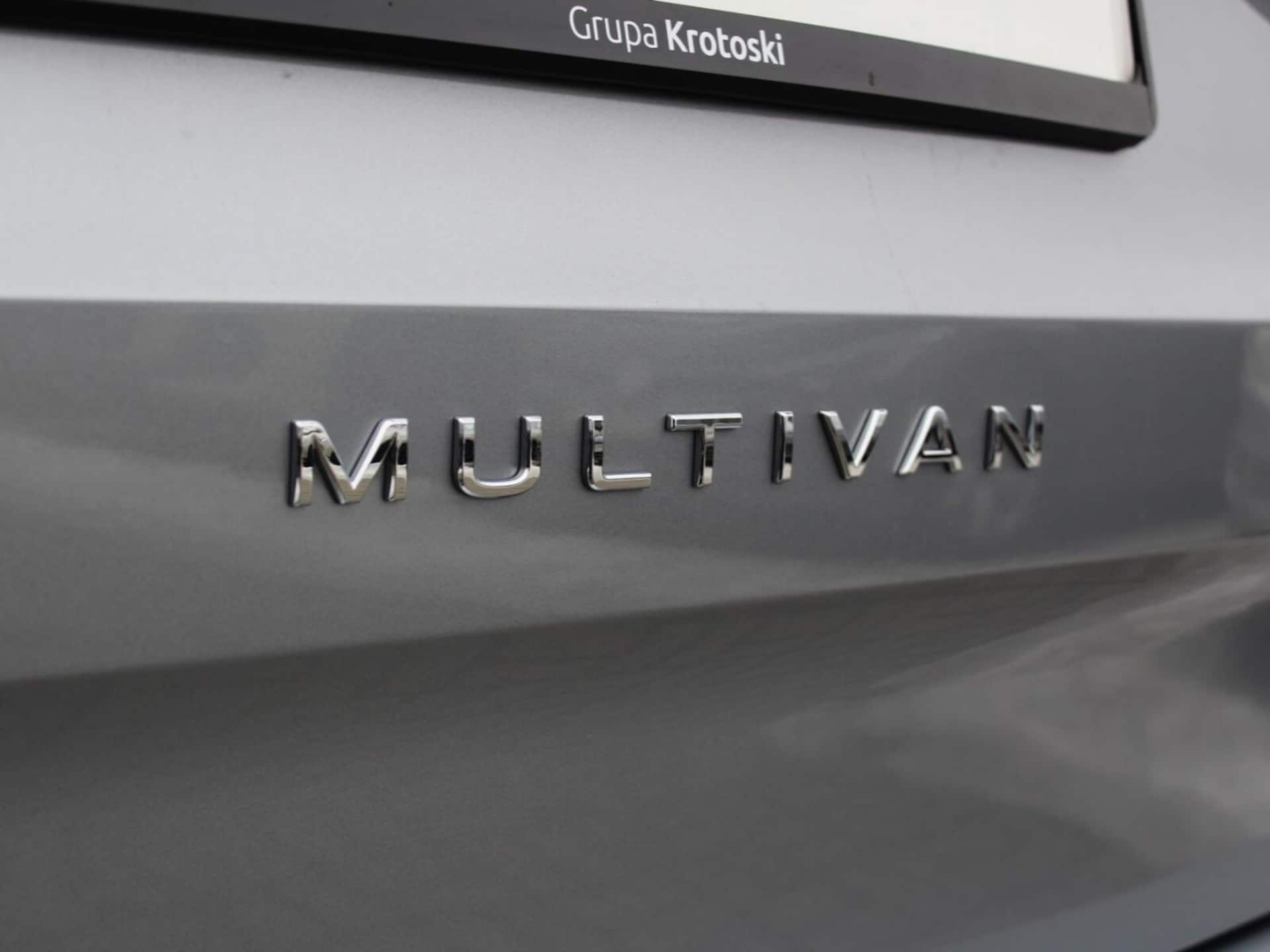 Volkswagen Multivan długi rozstaw osi Life