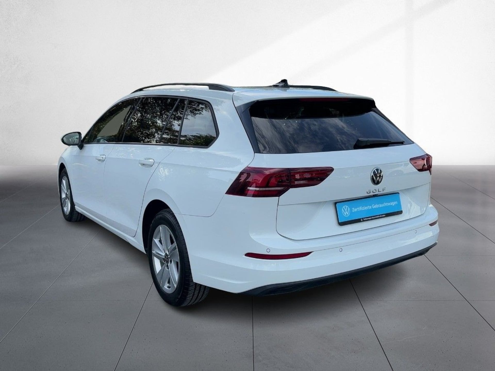 Volkswagen Golf Variant Life