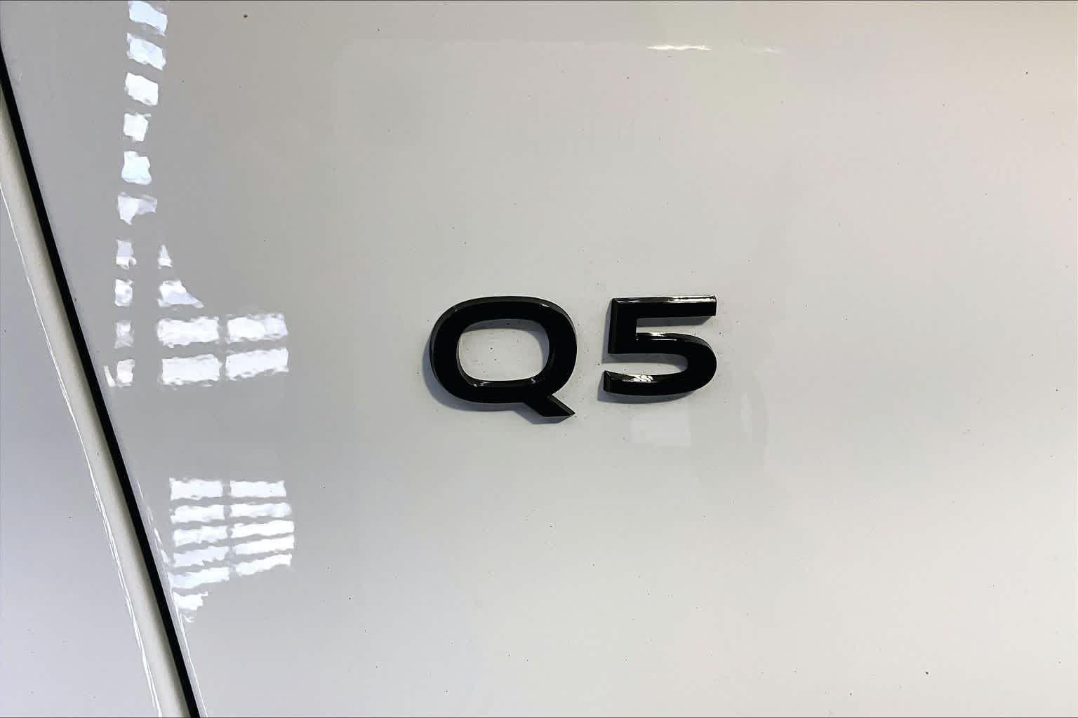 2025 Audi Q5 Premium - Photo 10