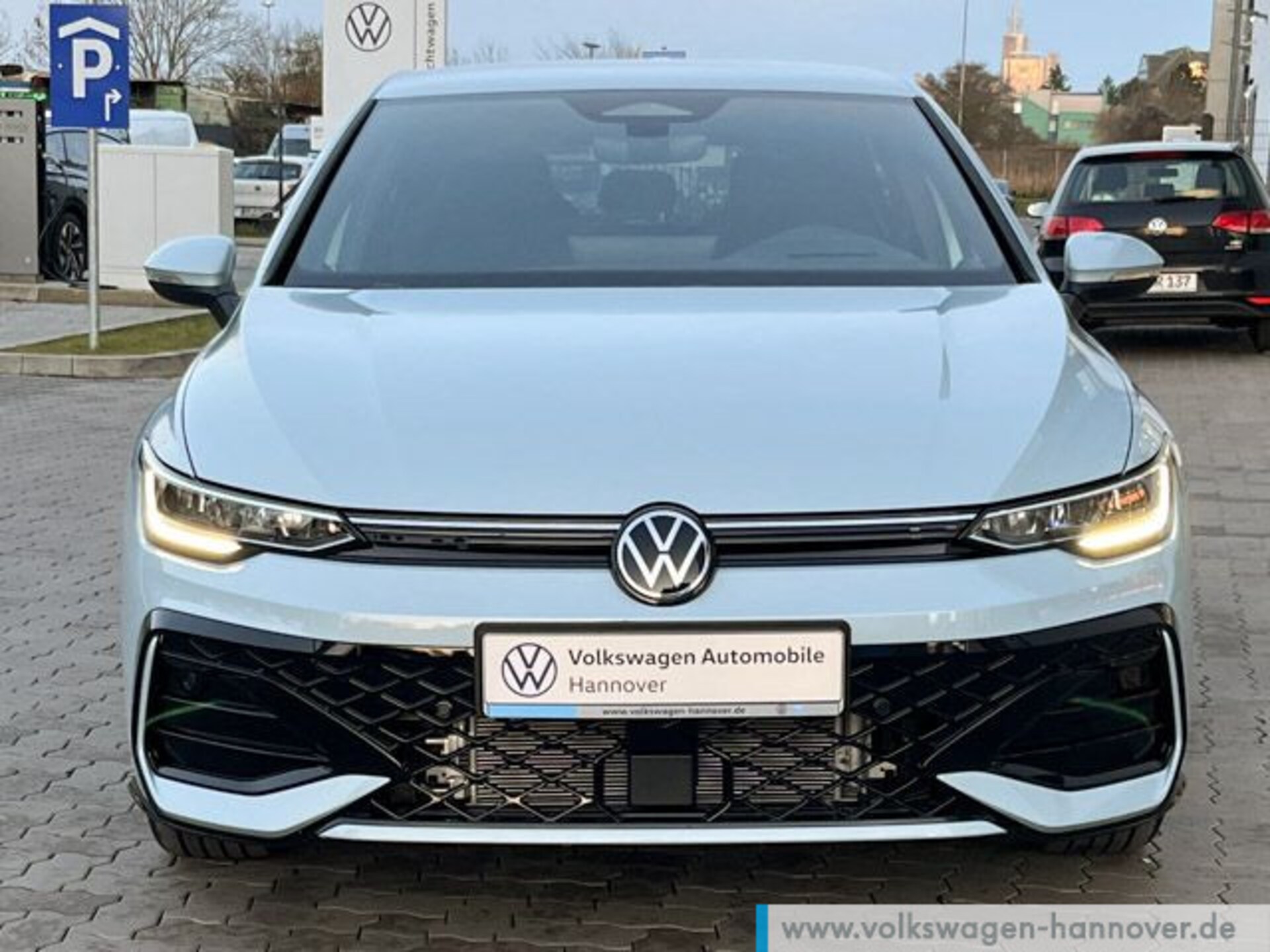 Volkswagen Golf R-Line