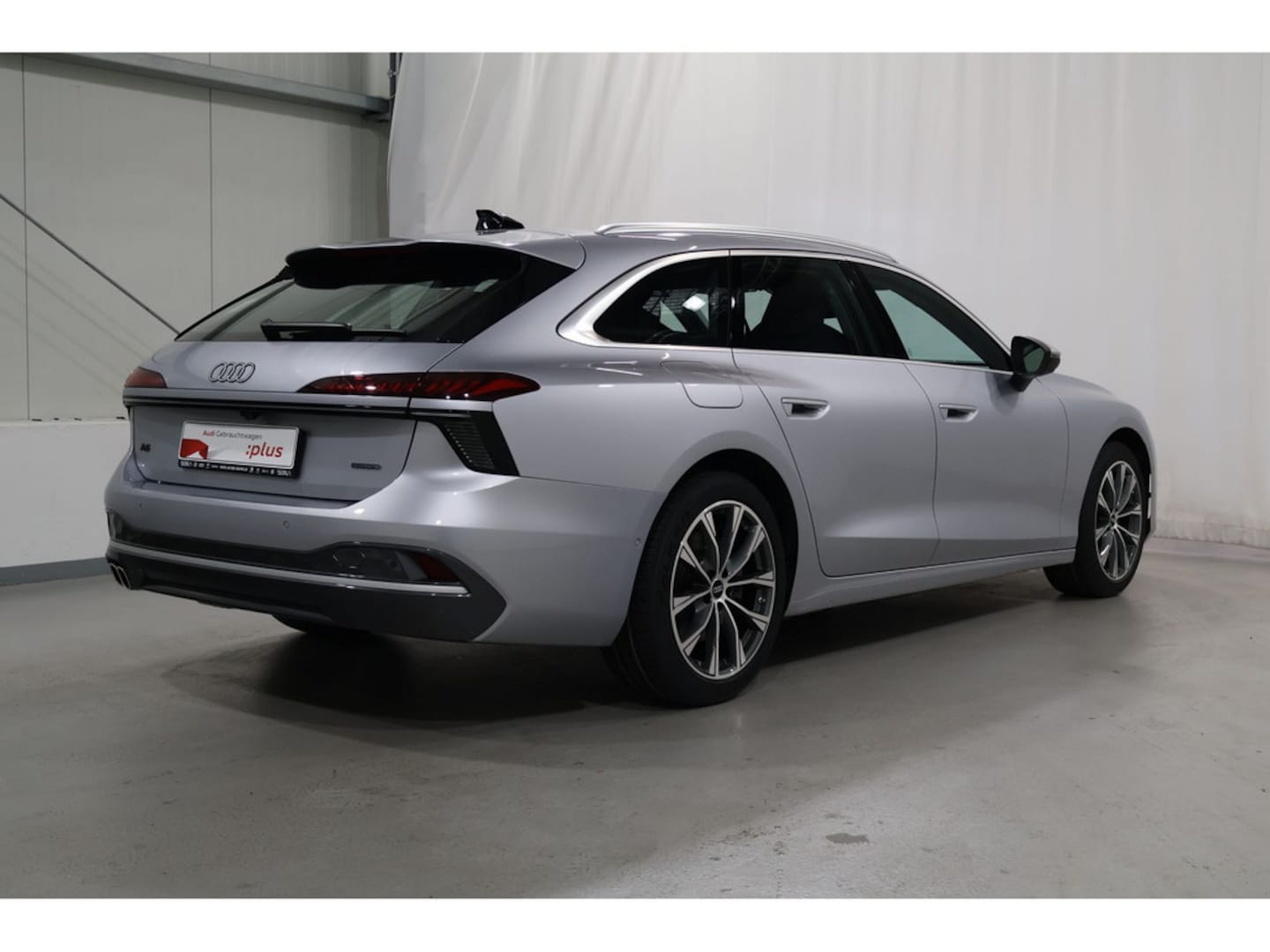Bild über Audi A6 Avant TDI quattro 150 kW S tronic - für weitere Informationen kontaktieren Sie den Audi Partner