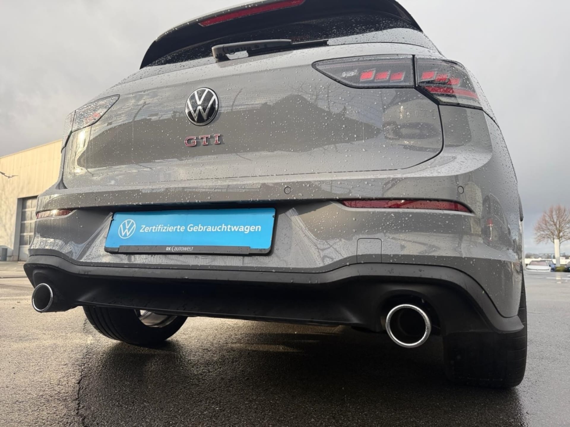 Volkswagen Golf GTI