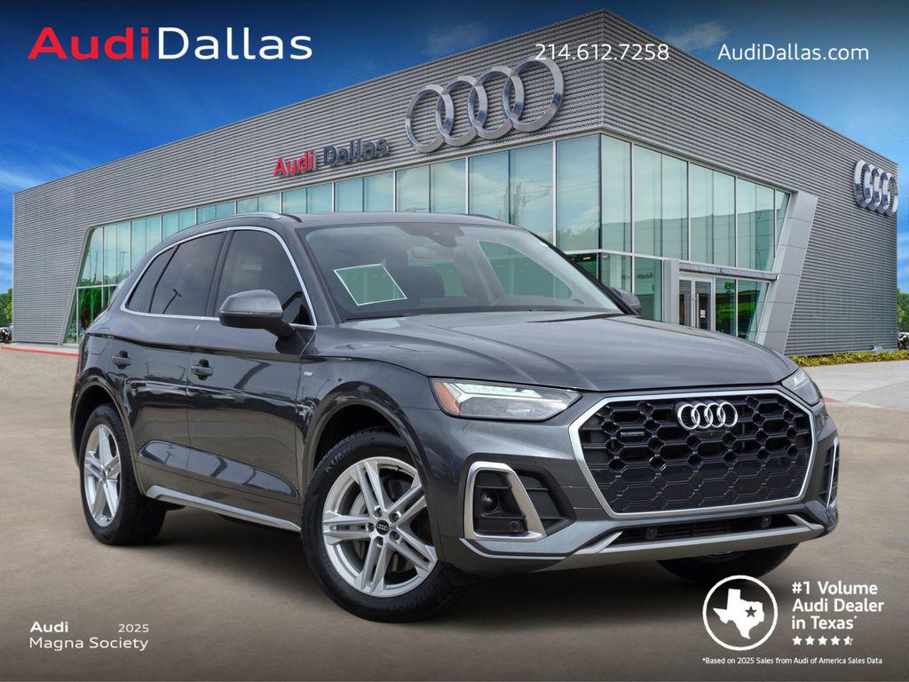 2023 Audi Q5 55 e Premium Plus's photo