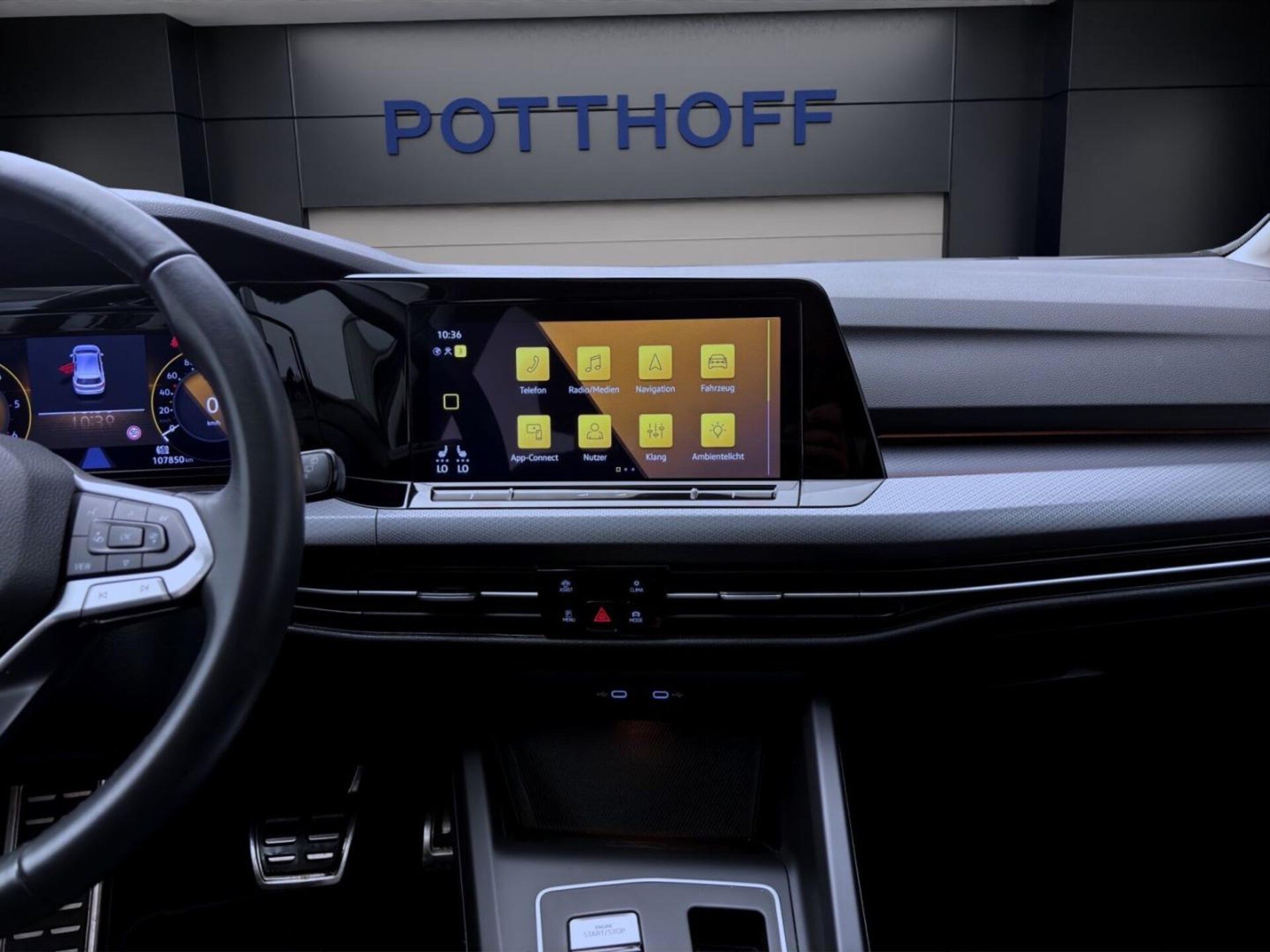 Volkswagen Golf Active