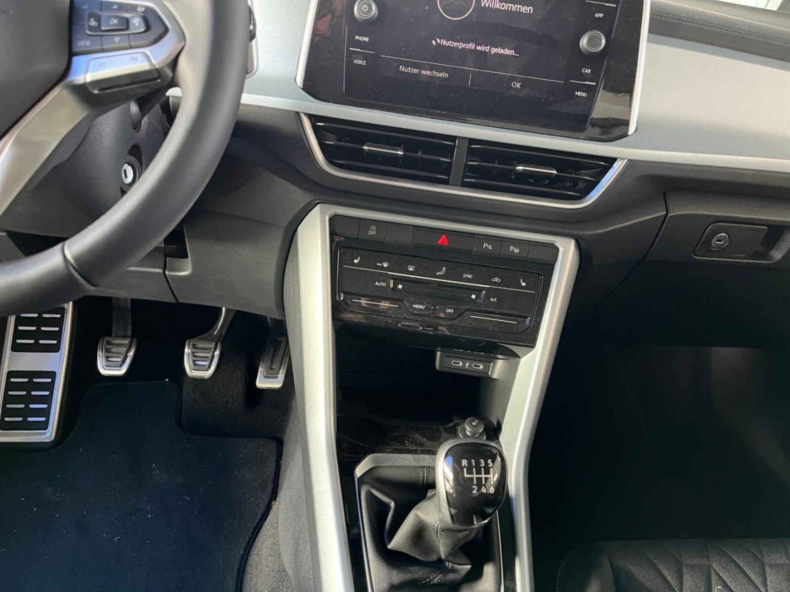 Volkswagen T-Roc Cabriolet – Bild 10
