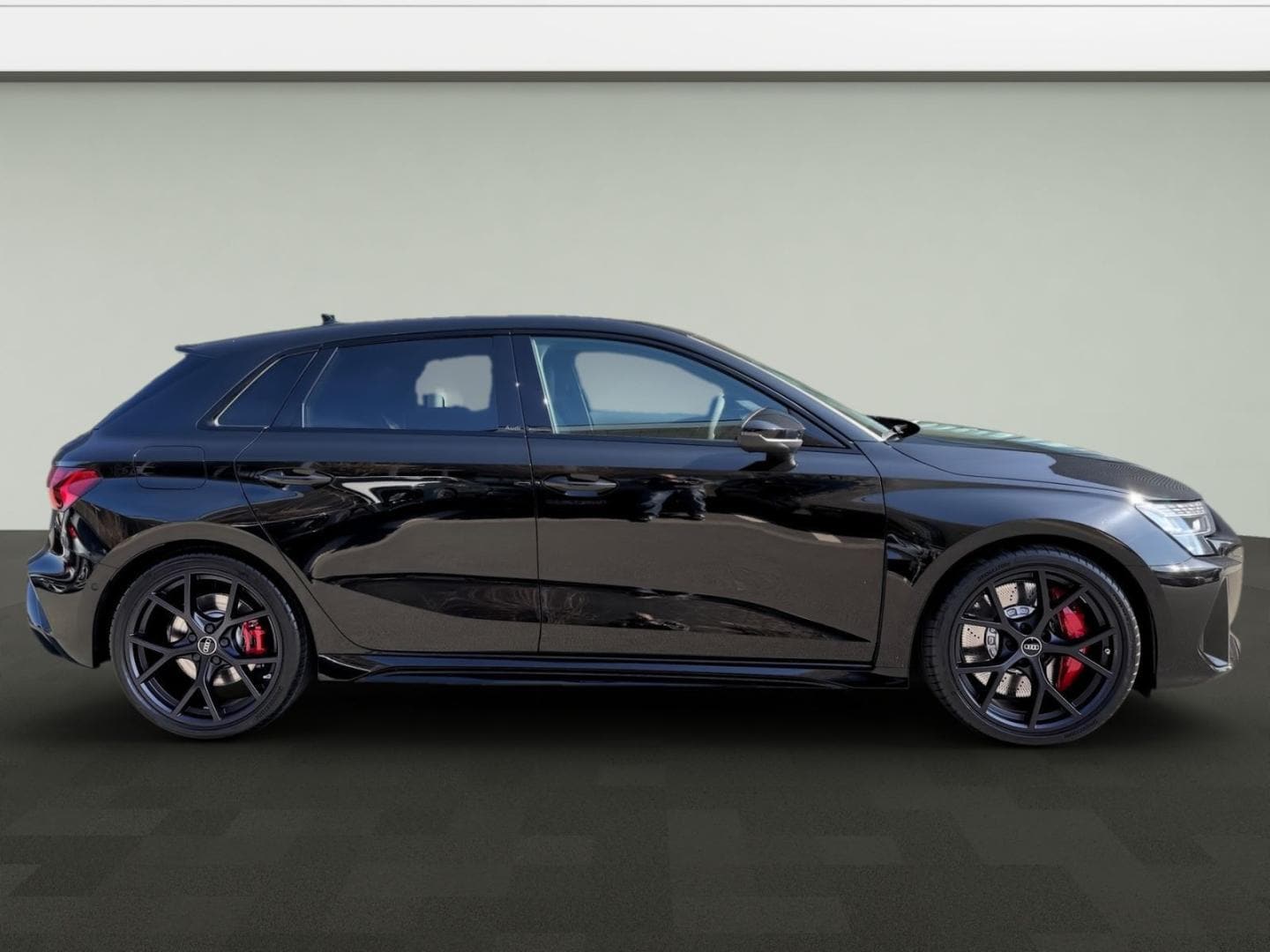 Image about Audi RS 3 Sportback TFSI quattro S tronic
