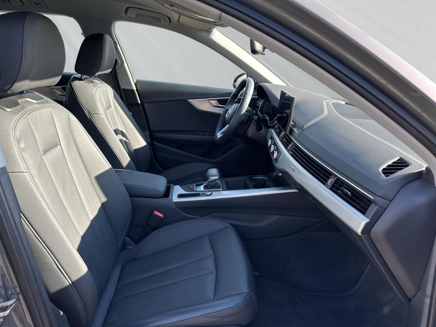 Image about Audi A4 allroad quattro 40 TDI quattro S tronic