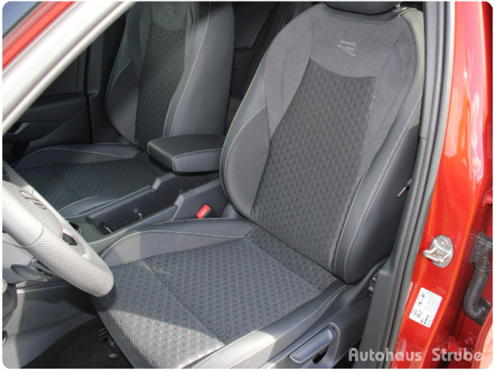Volkswagen T-Roc – Bild 12