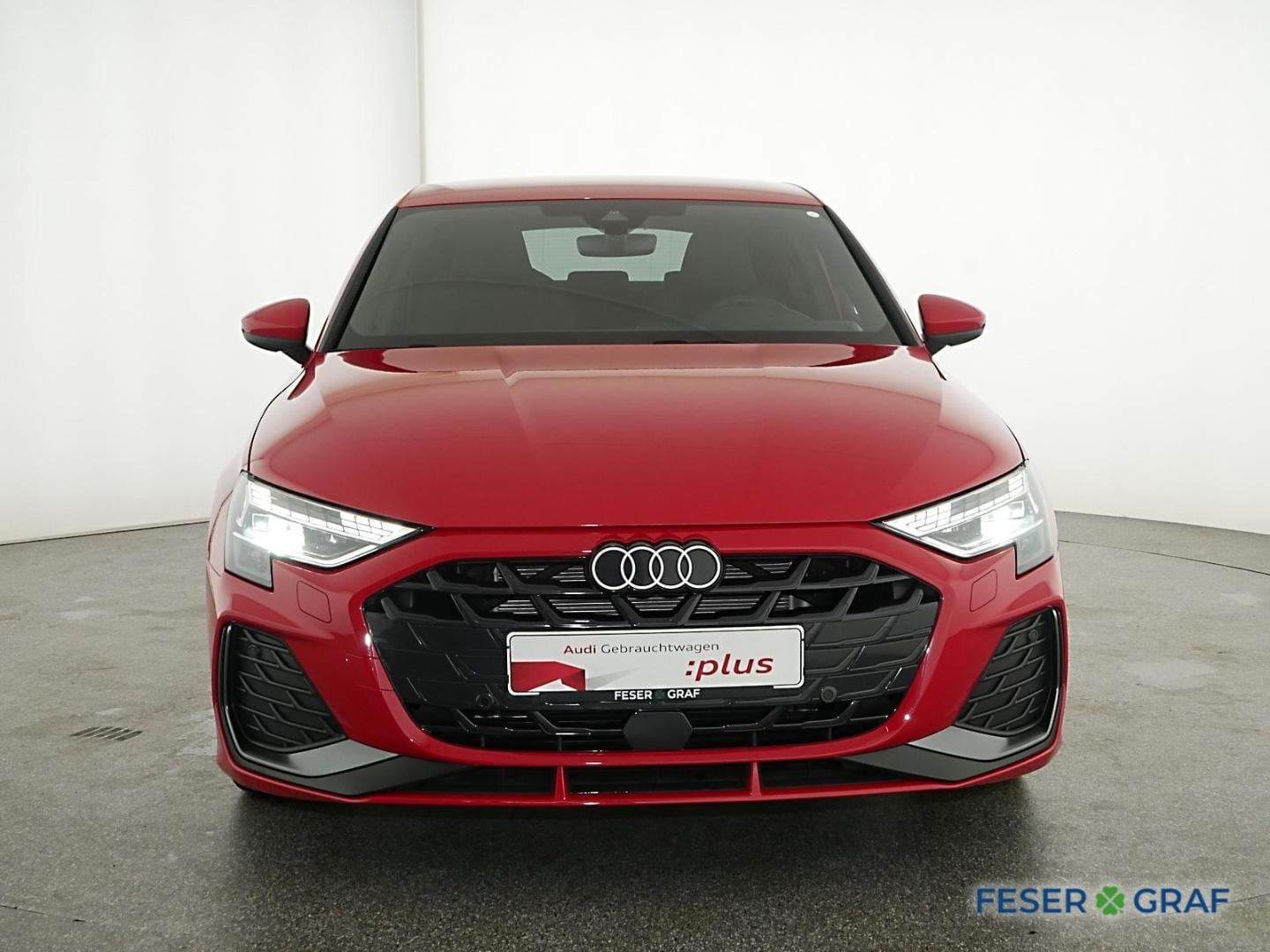 Bild über Audi A3 Sportback S line 35 TFSI S tronic - für weitere Informationen kontaktieren Sie den Audi Partner