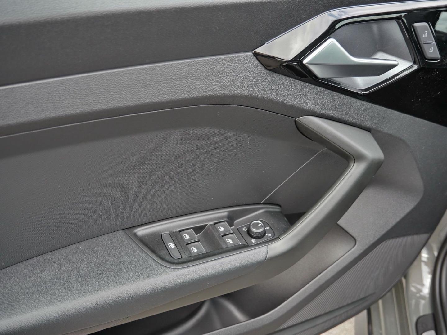 Image about Audi A1 allstreet 35 TFSI S tronic