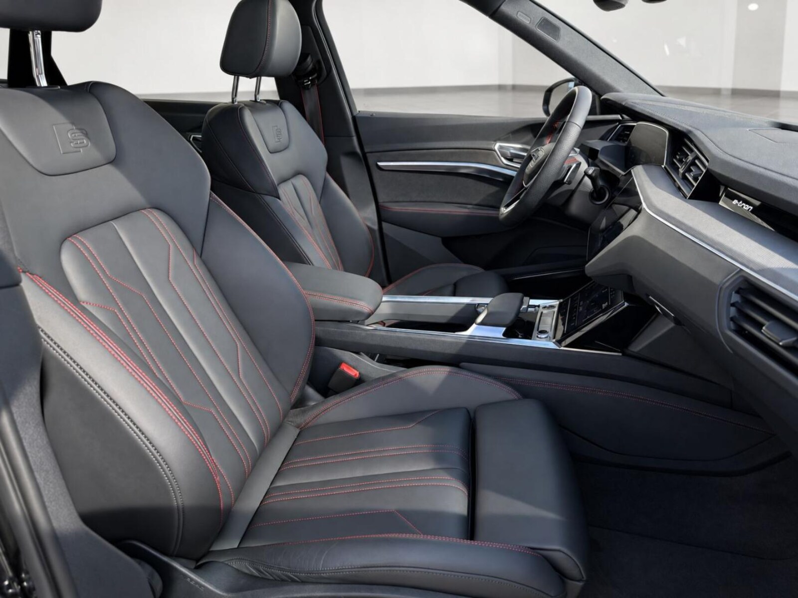 Audi Q8 e-tron – Bild 20