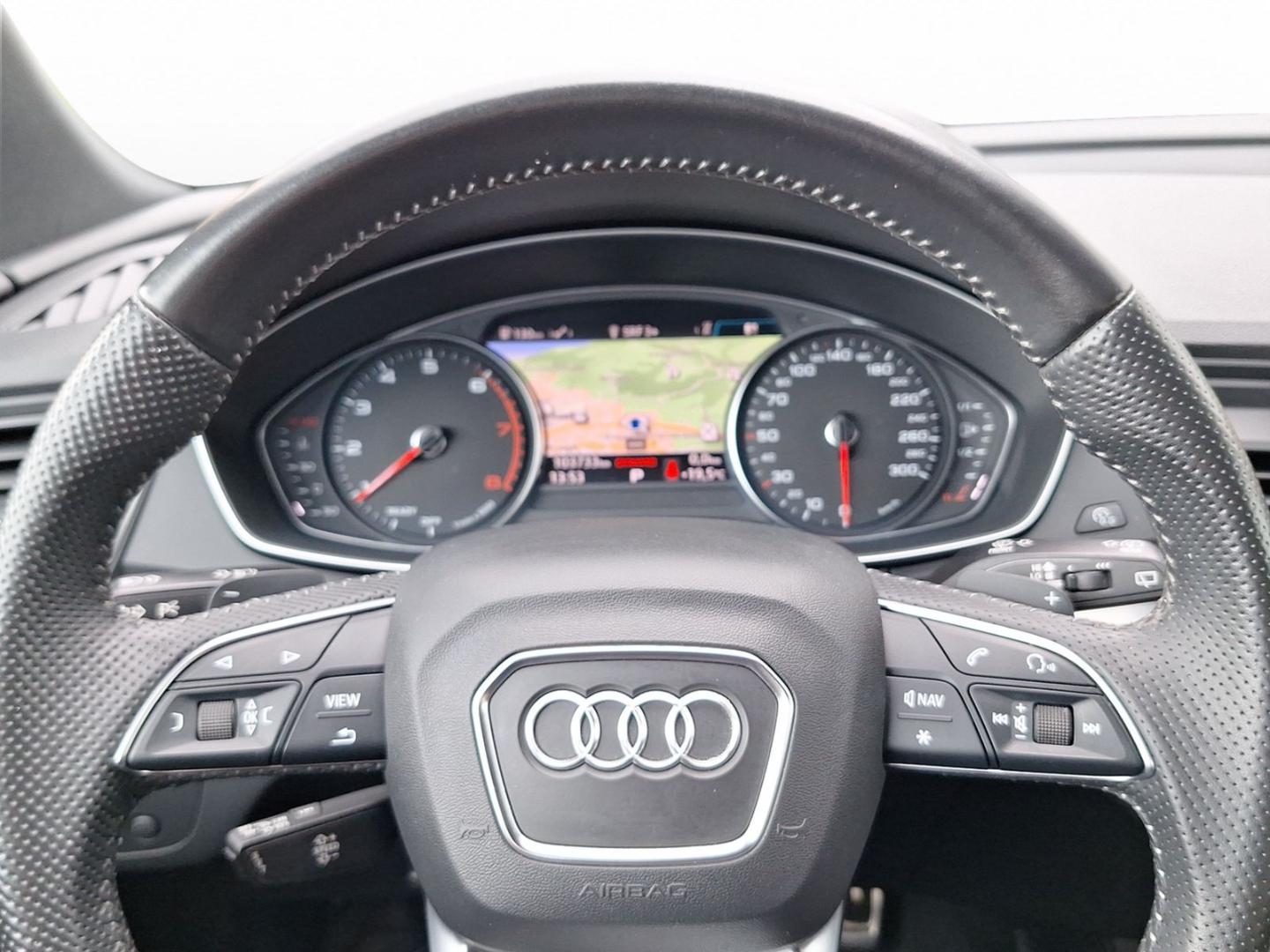 Image about Audi Q5 Sport 2.0 TFSI quattro 185 kW (252 PS) S tronic