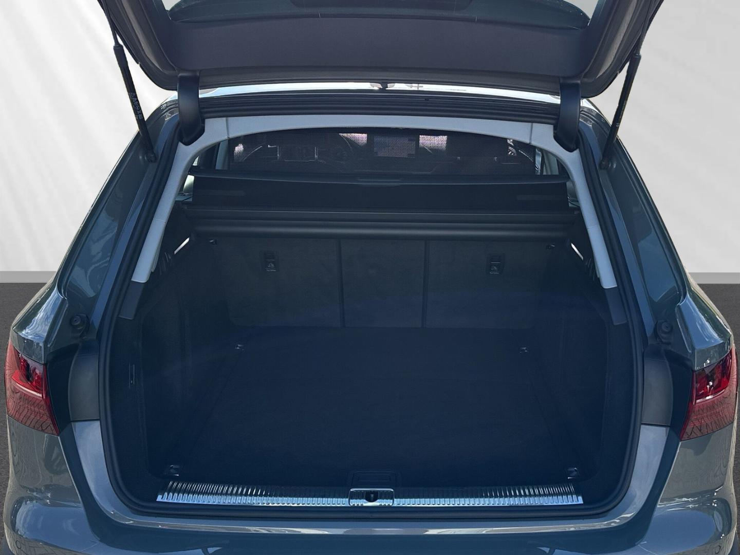 Image about Audi A4 allroad quattro 40 TDI quattro S tronic