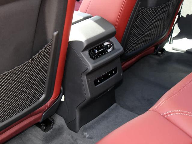 2025 AUDI S6 - Image 17