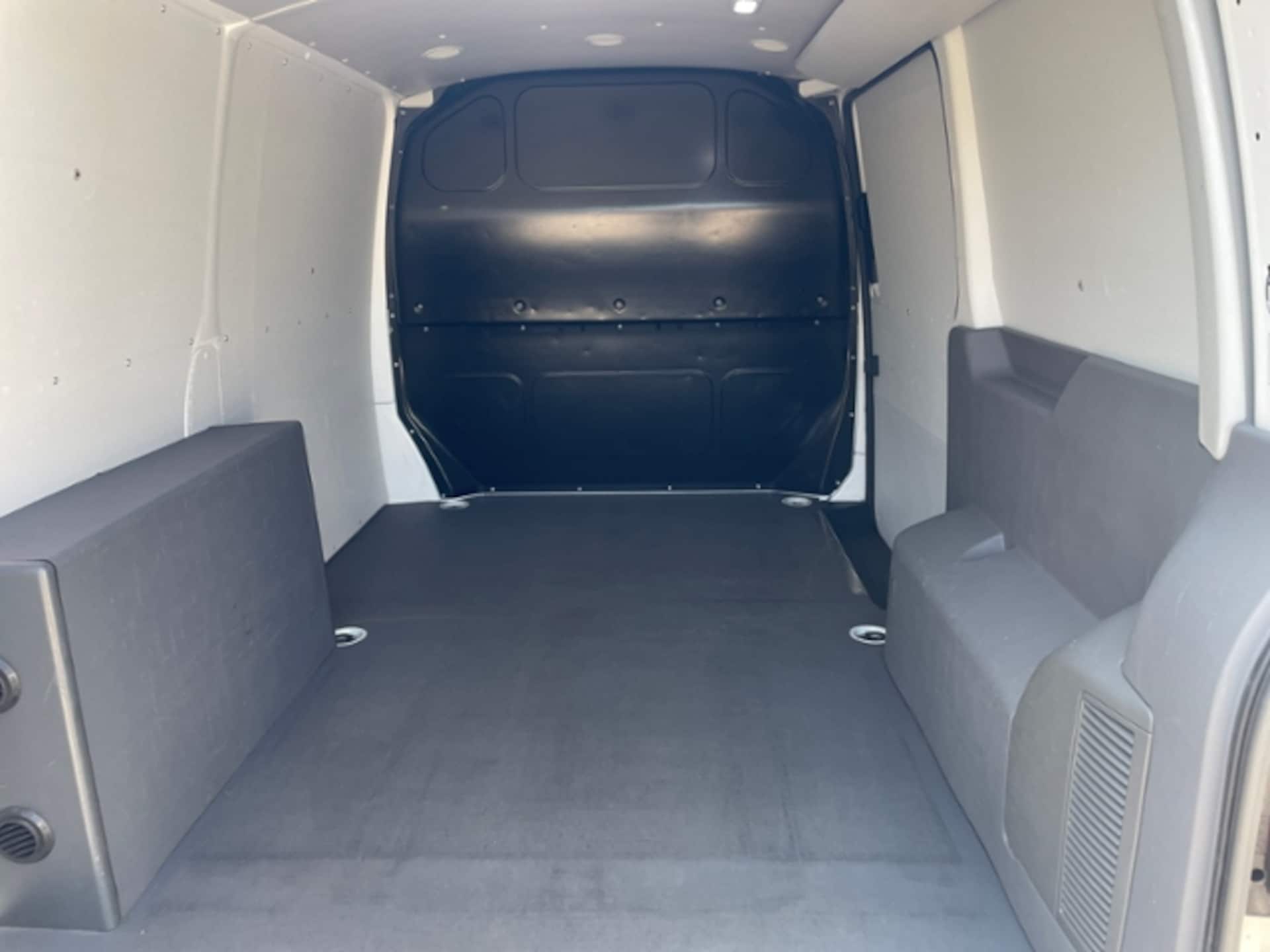 Volkswagen T6.1 Transporter Kasten kurzer Radstand