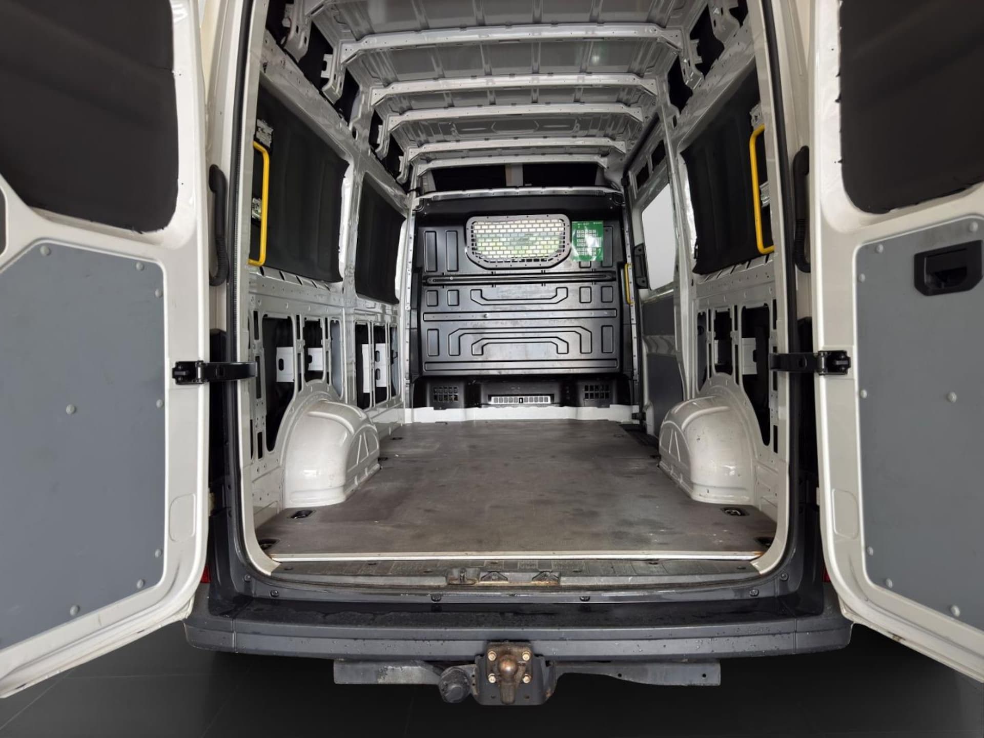 Volkswagen Crafter Kasten mittlerer Radstand