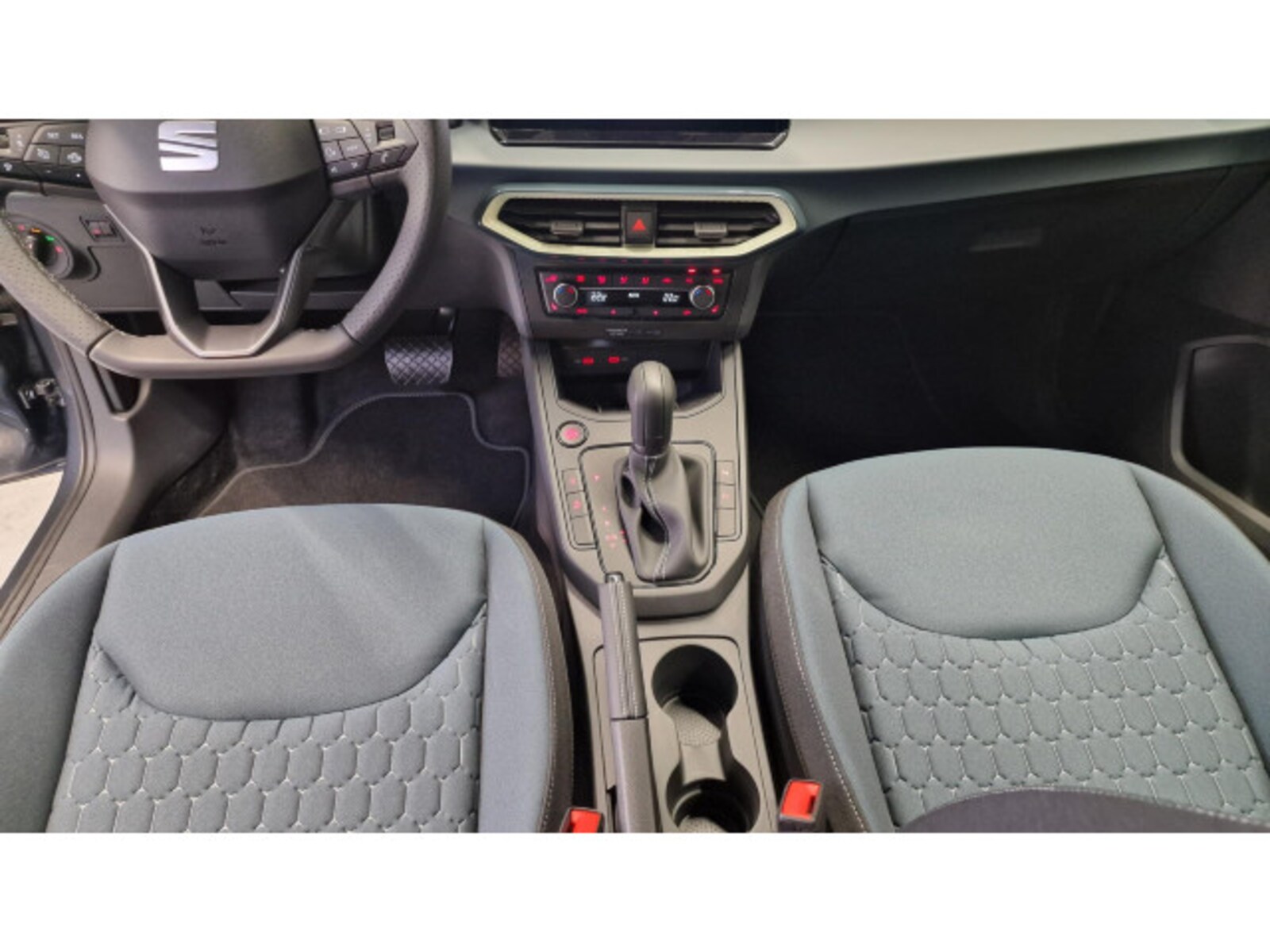 SEAT Arona – Bild 16
