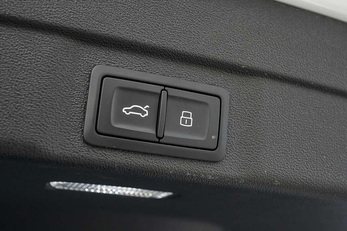 Image about Audi A5 Sedan TFSI e e-hybrid quattro 270 kW S tronic