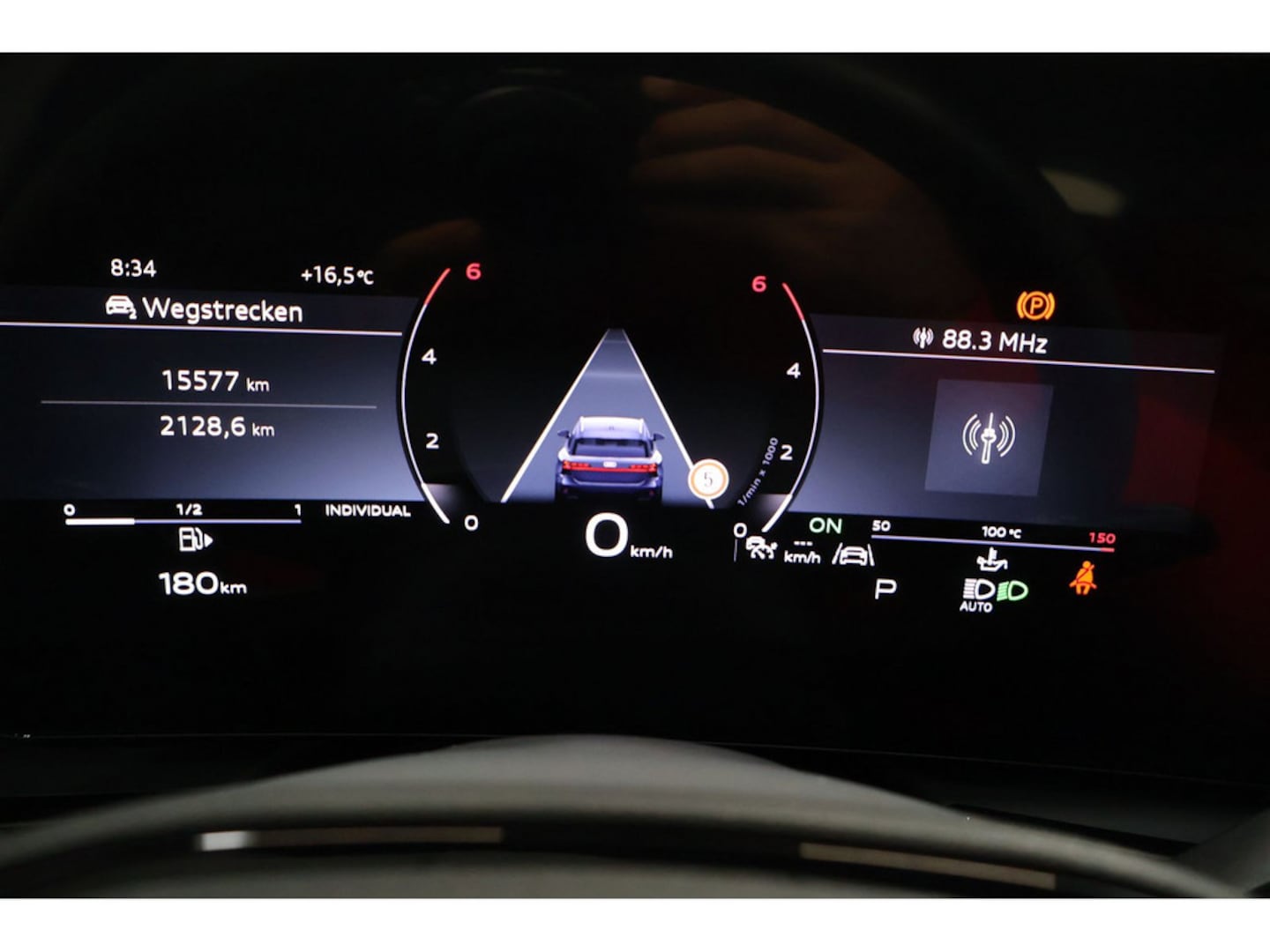 Bild über Audi A6 Avant TDI quattro 150 kW S tronic - für weitere Informationen kontaktieren Sie den Audi Partner