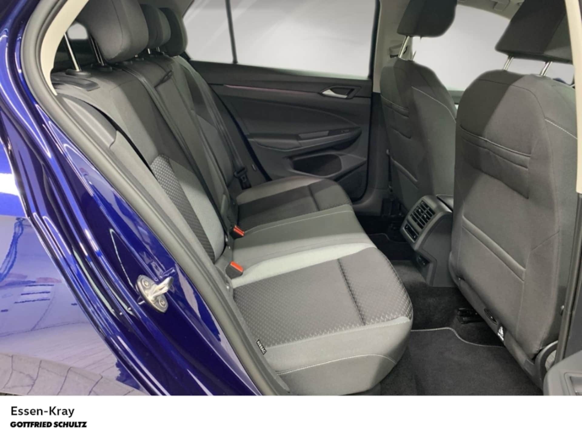 Volkswagen Golf Active