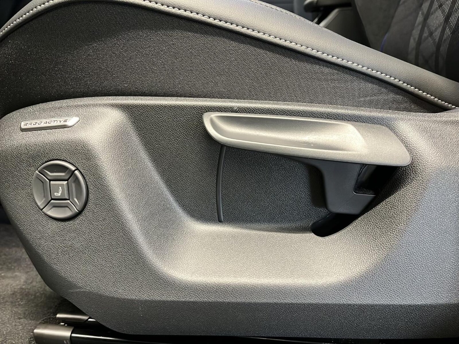 Volkswagen Tiguan – Bild 15