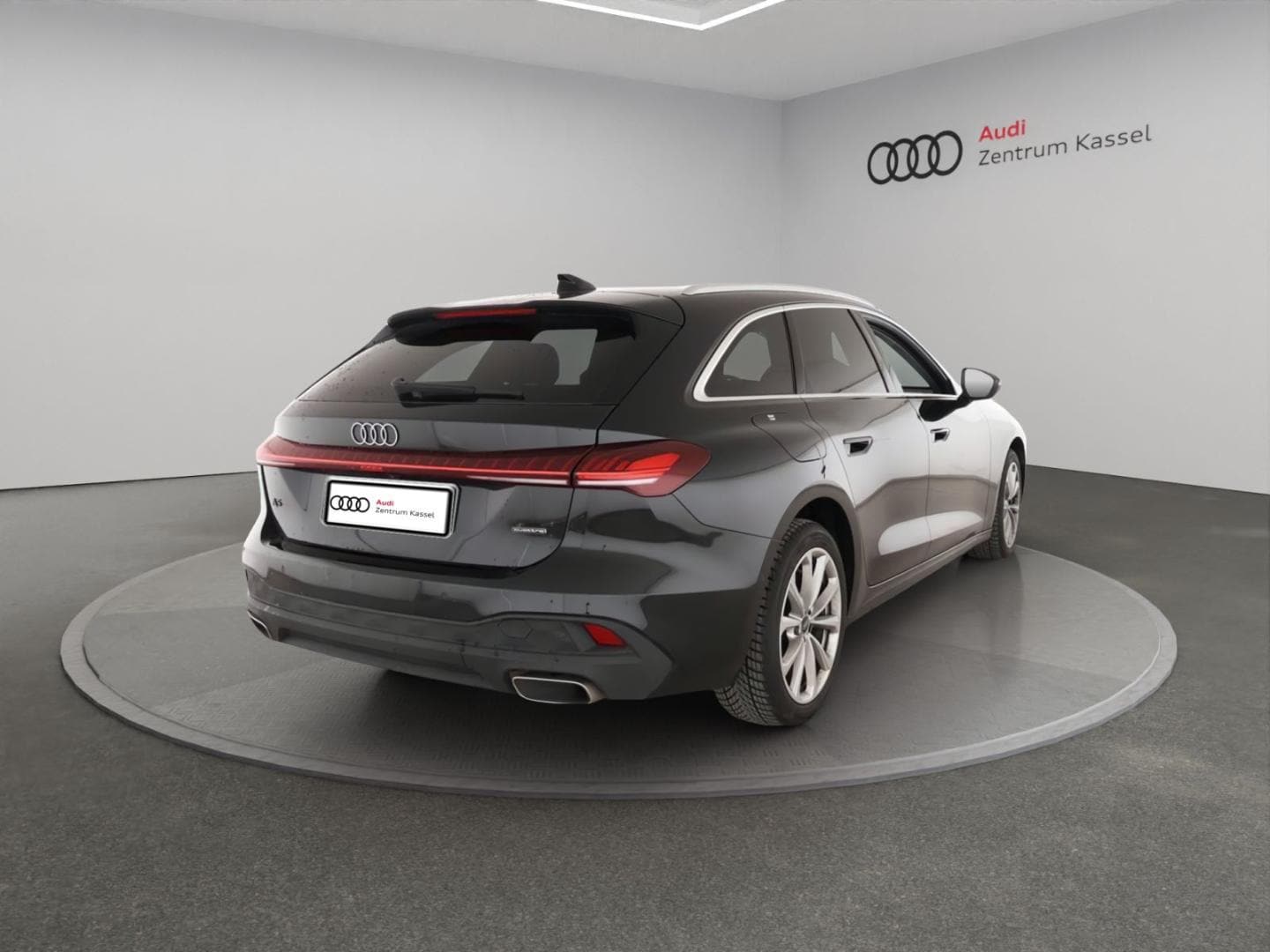 Bild über Audi A5 Avant TFSI quattro S tronic - für weitere Informationen kontaktieren Sie den Audi Partner