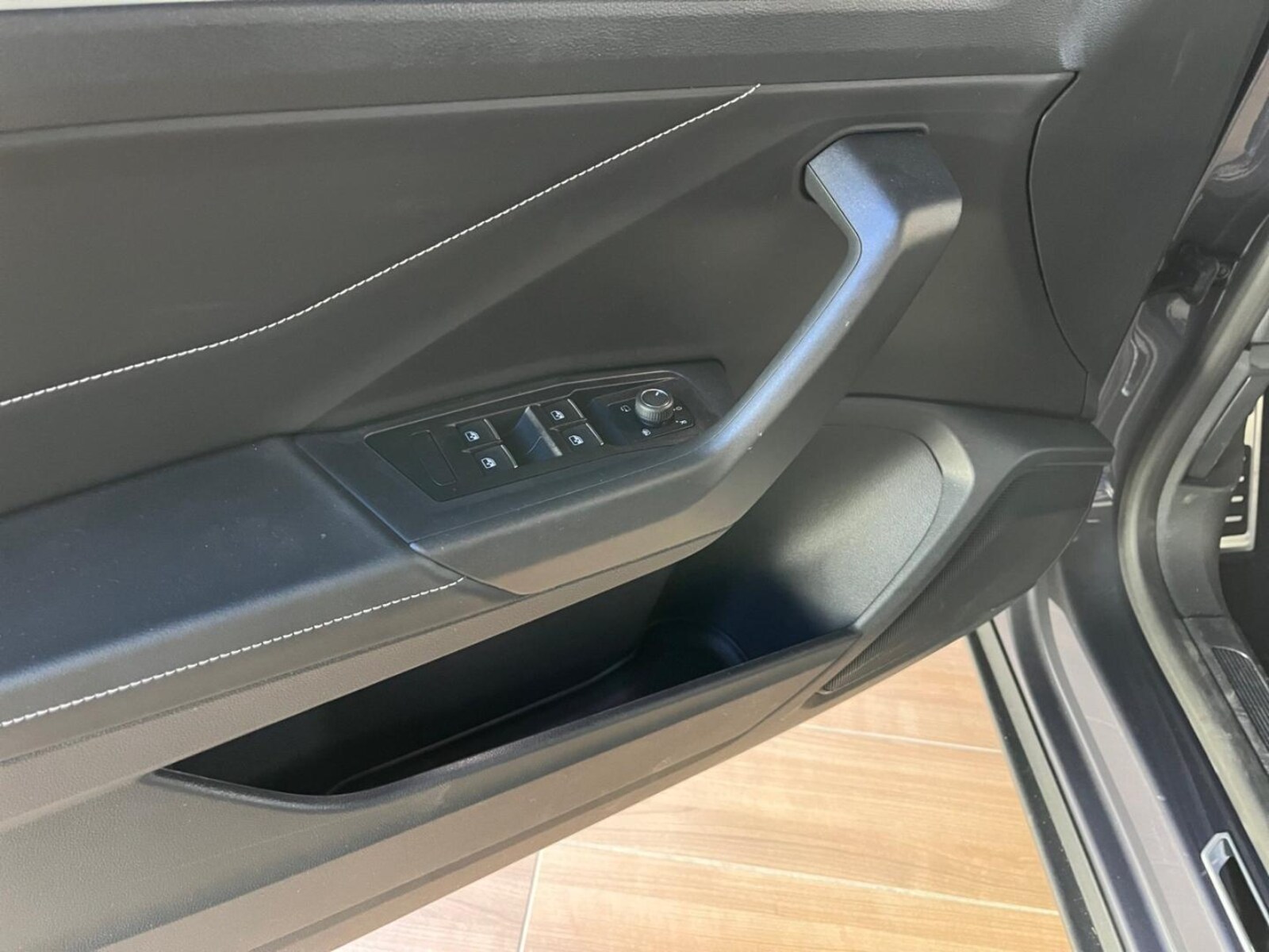 Volkswagen T-Roc Cabriolet – Bild 14
