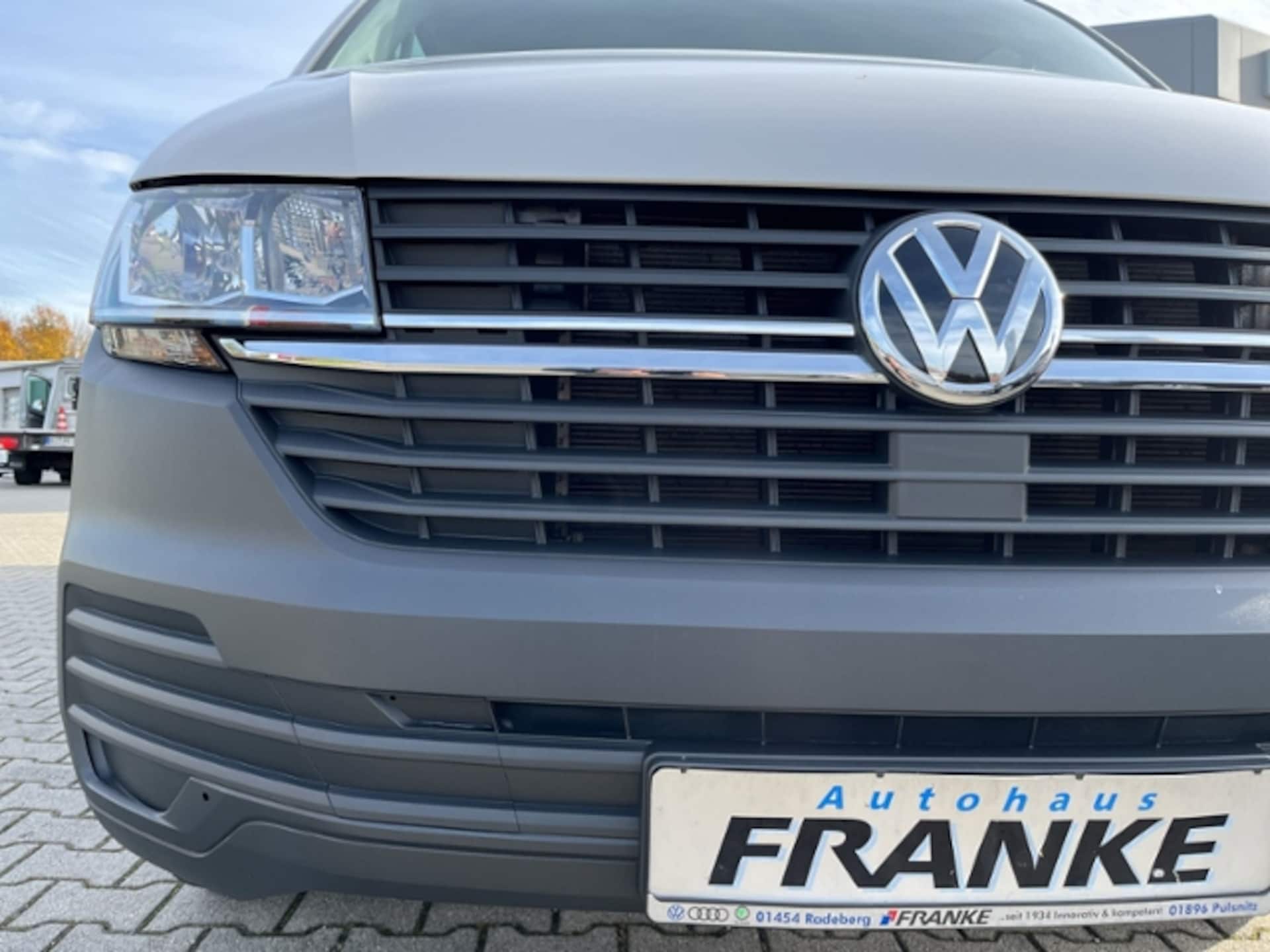Volkswagen T6.1 Transporter Kasten langer Radstand