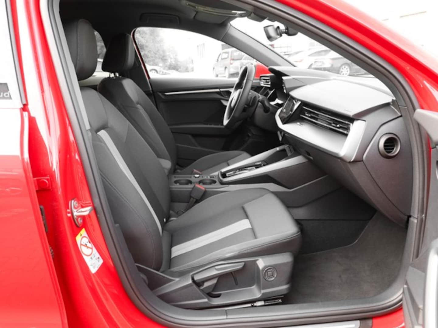 Bild über Audi A3 Sportback TDI S tronic - für weitere Informationen kontaktieren Sie den Audi Partner