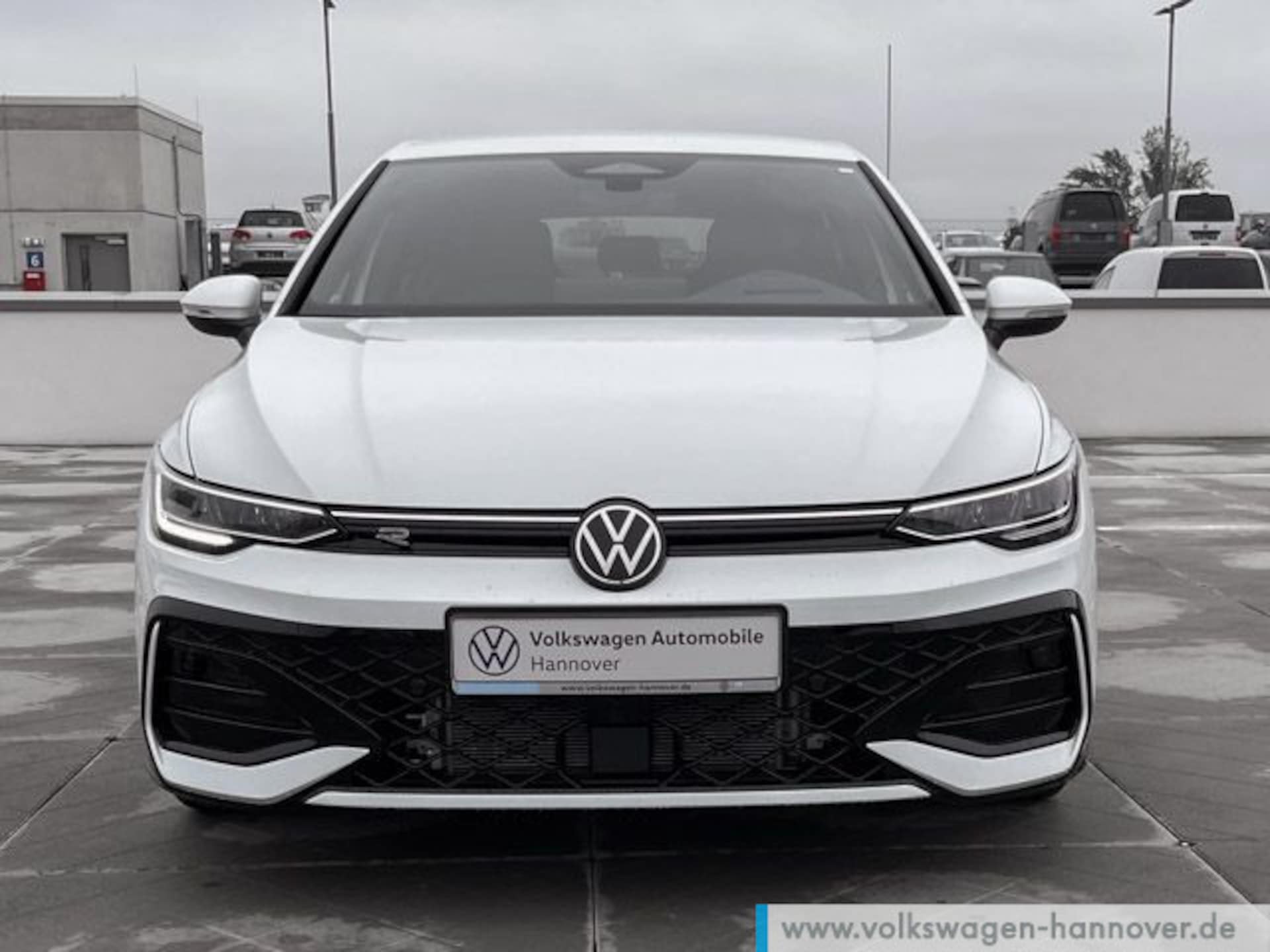 Volkswagen Golf R-Line