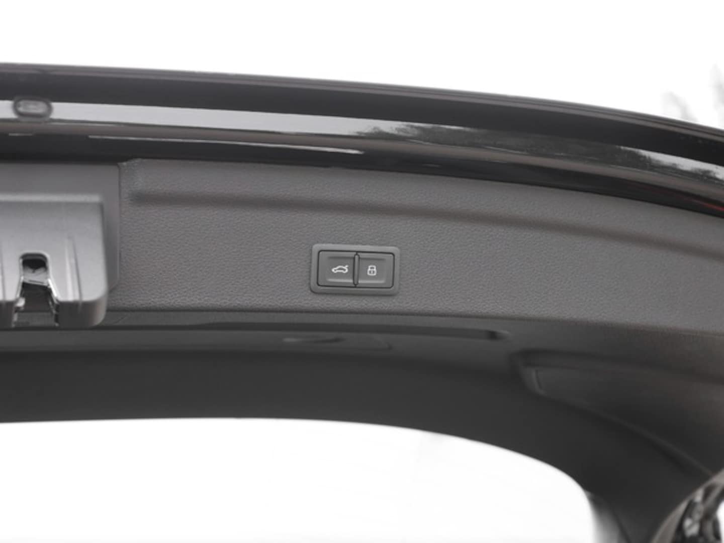 Bild über Audi Q3 Sportback S line 35 TDI S tronic - für weitere Informationen kontaktieren Sie den Audi Partner