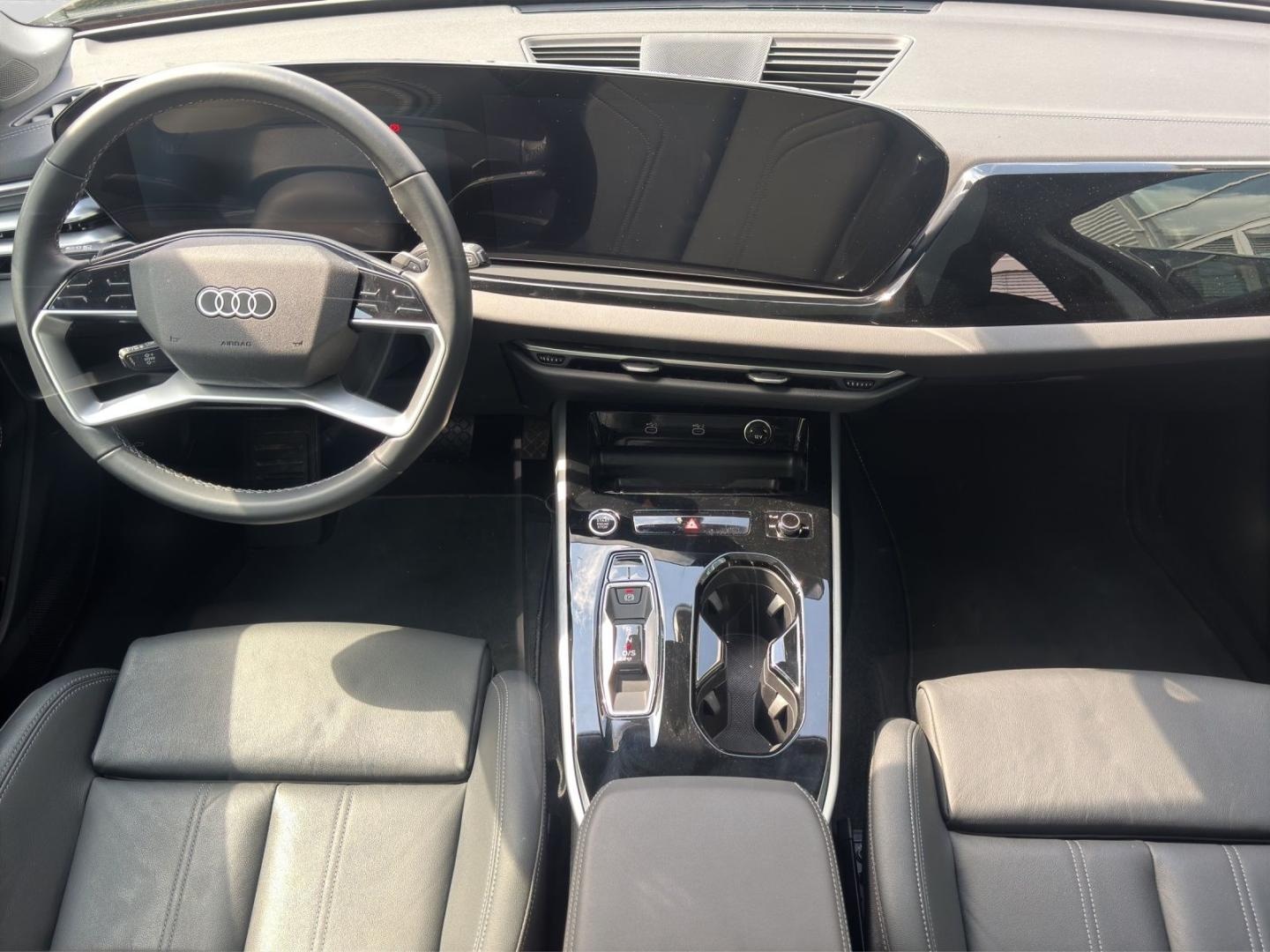 Bild über Audi A5 Avant TDI quattro 150 kW S tronic - für weitere Informationen kontaktieren Sie den Audi Partner