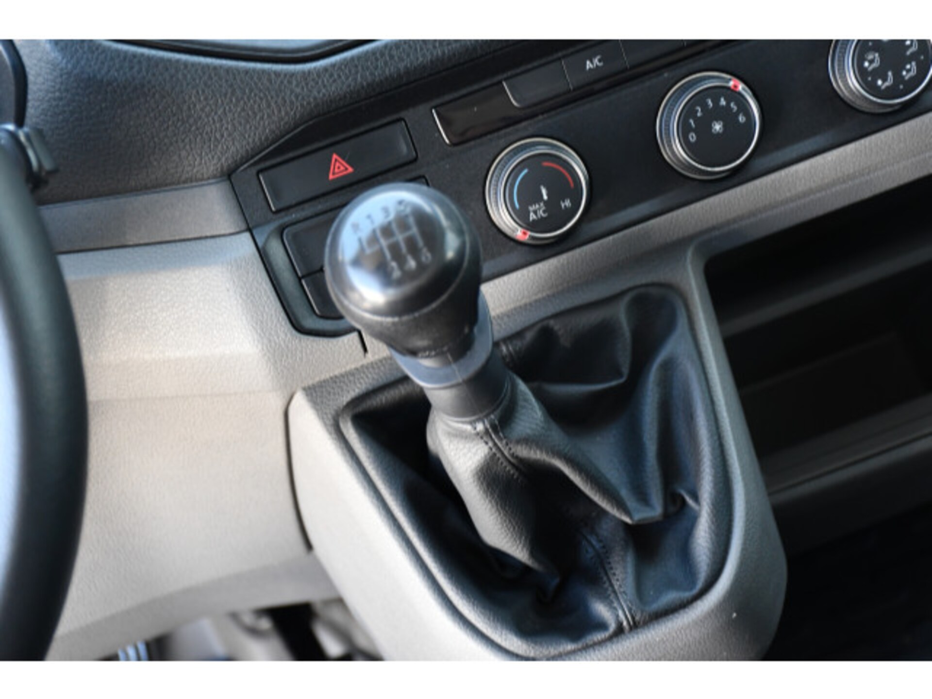 Volkswagen Crafter Doppelkabine mittlerer Radstand