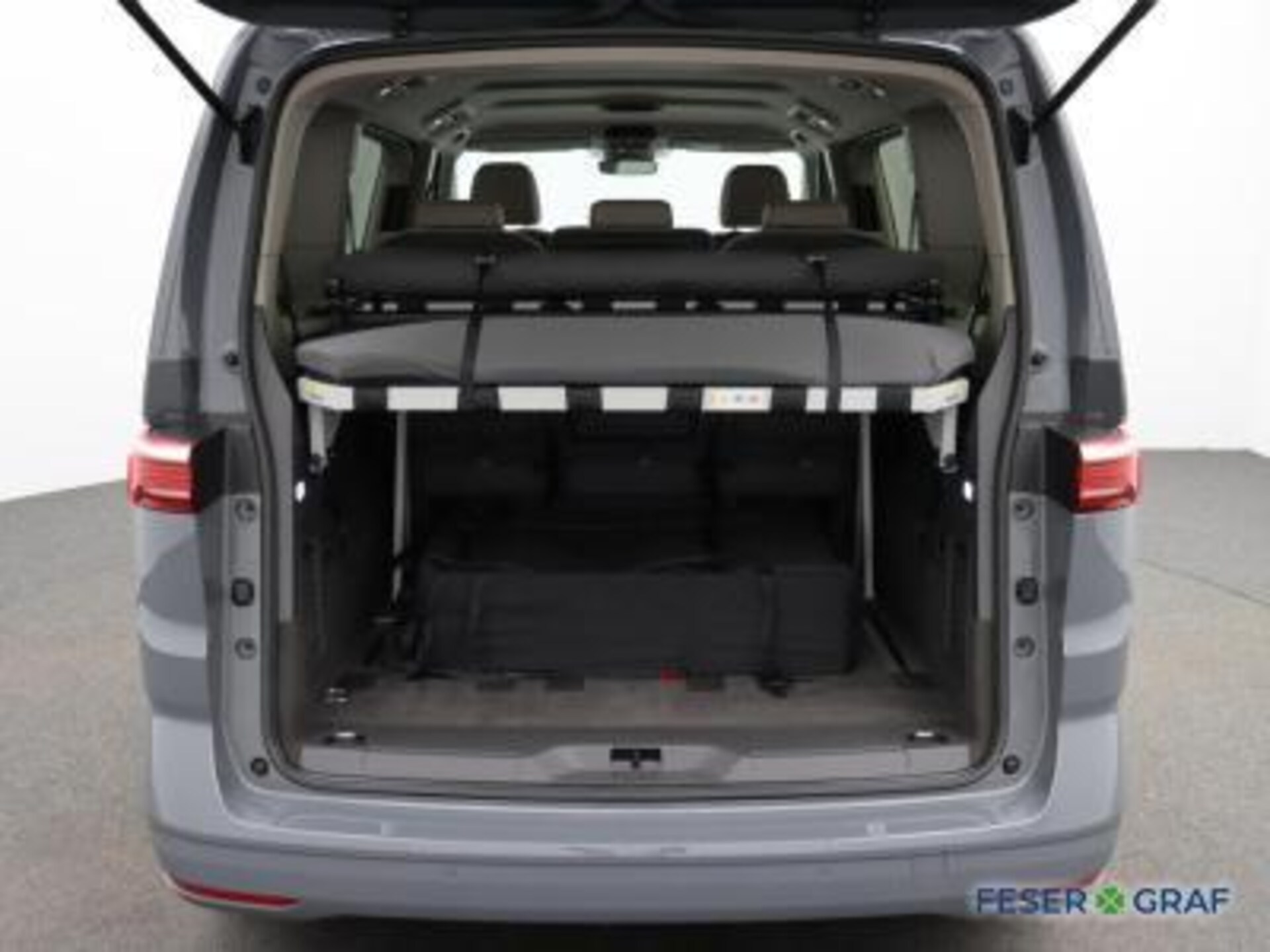 Volkswagen Multivan Basis-Modell