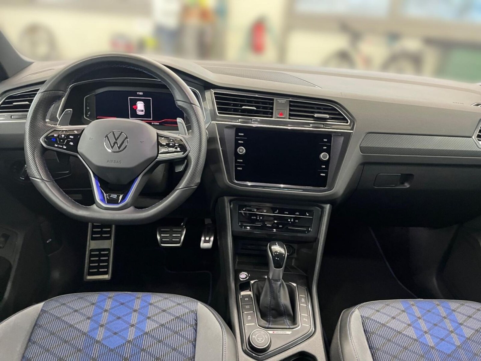 Volkswagen Tiguan – Bild 11