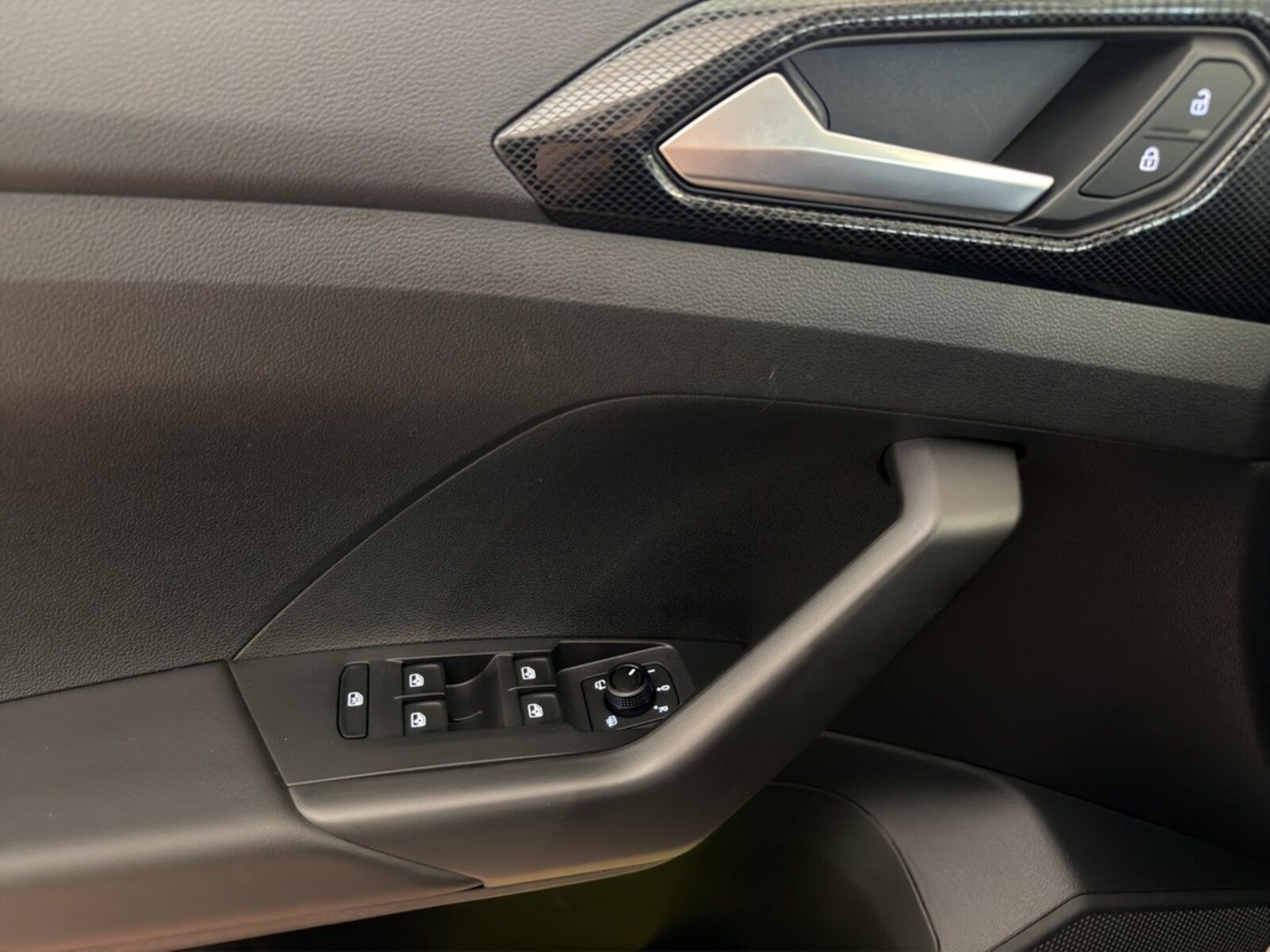 Volkswagen T-Cross – Bild 10