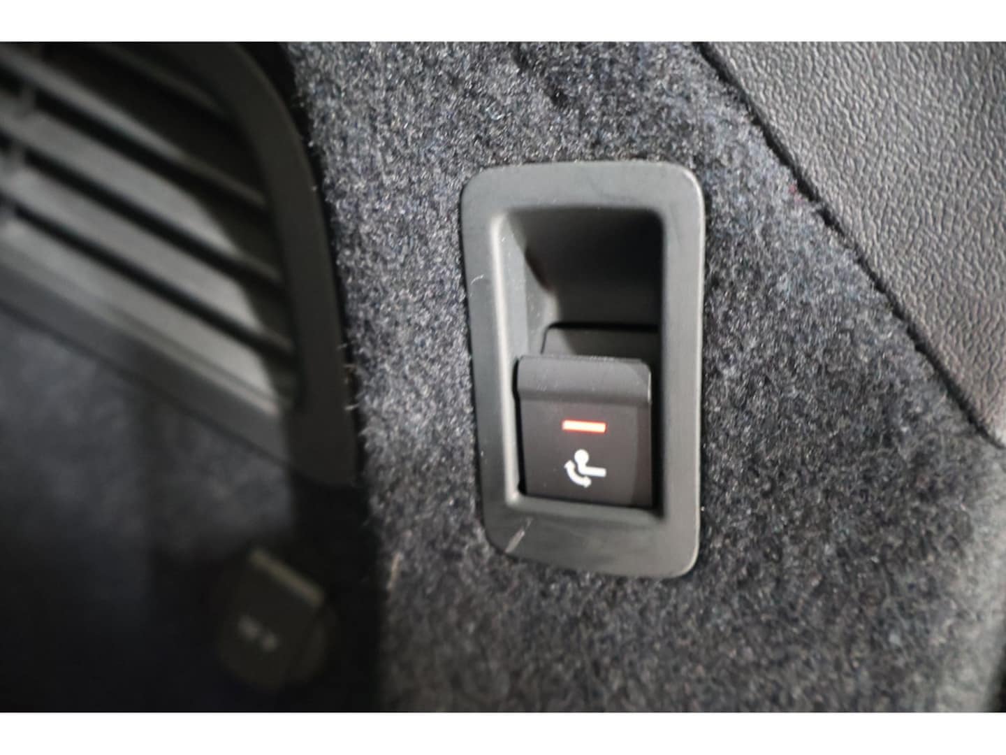 Bild über Audi A6 Avant TDI quattro 150 kW S tronic - für weitere Informationen kontaktieren Sie den Audi Partner