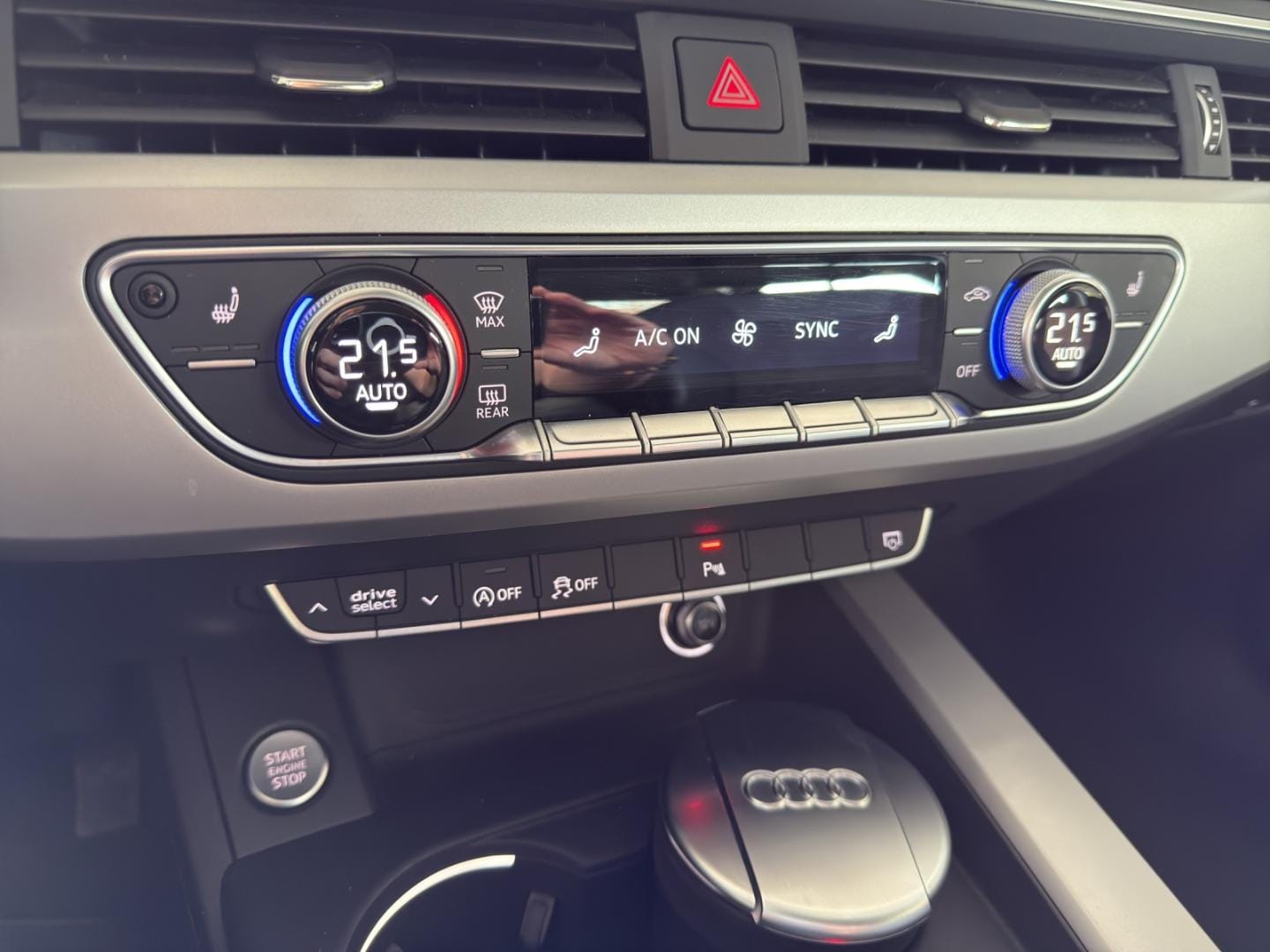 Image about Audi A4 Limousine 40 TFSI 140 kW (190 PS) S tronic