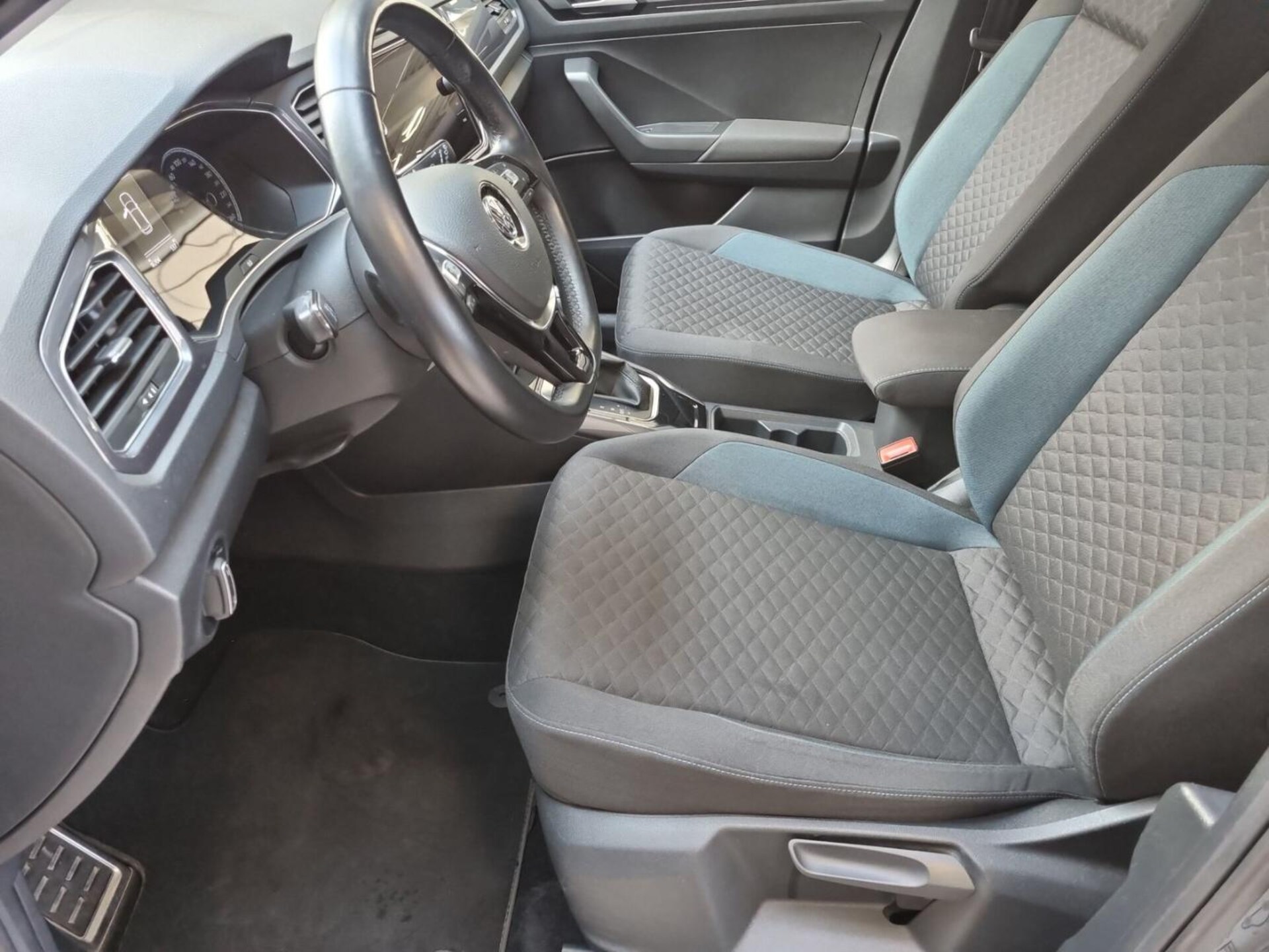 Volkswagen T-Roc IQ.DRIVE