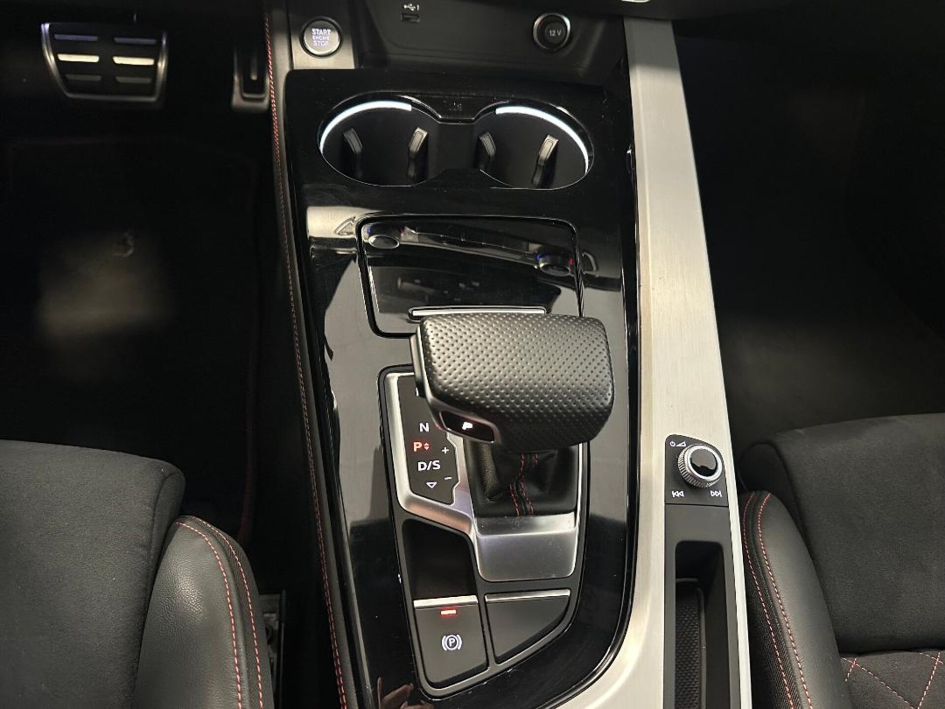 Audi A4 Avant S line