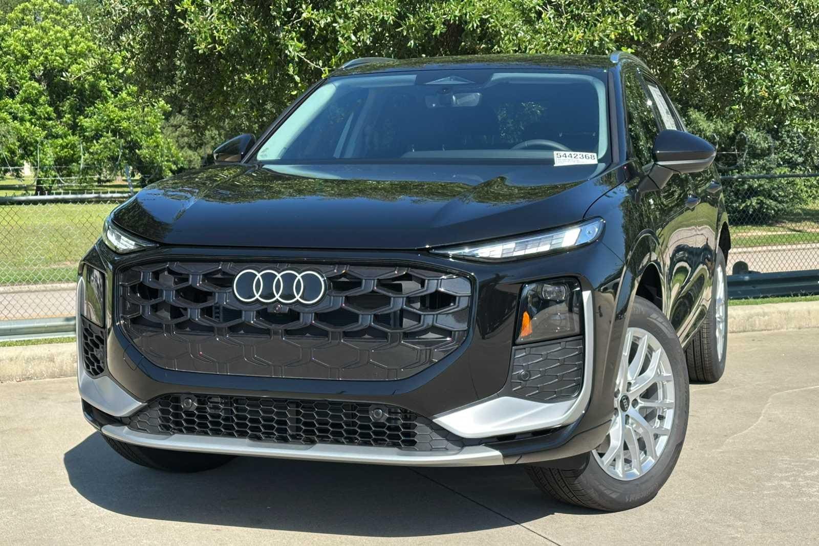 2026 Audi Q3 S line quattro's photo