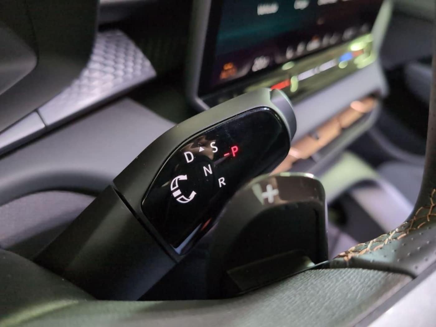 CUPRA Terramar 1.5 TSI e-Hybrid DSG 150 kW (204 CV) — photo 10